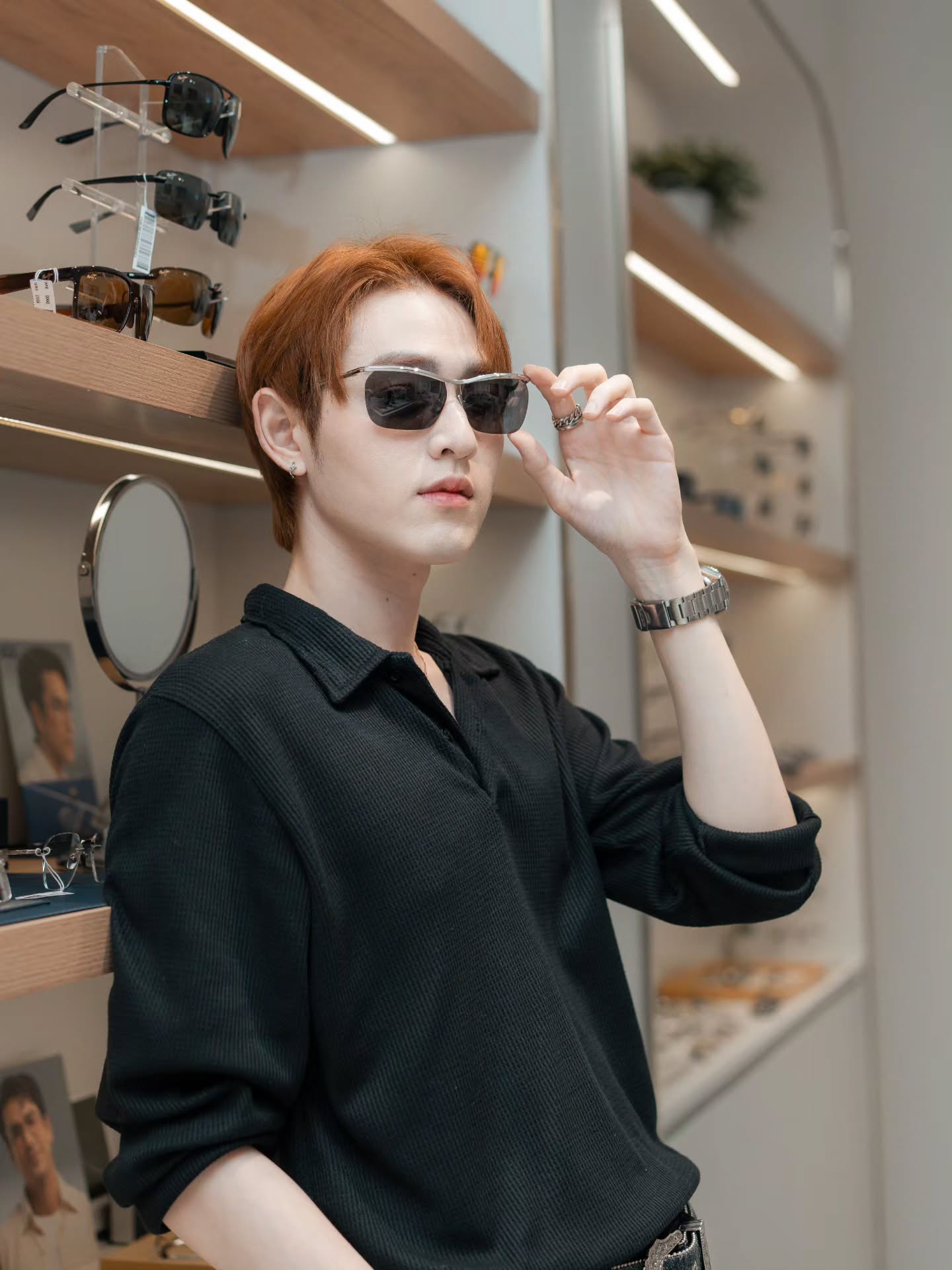 กาด พลอยสุภา