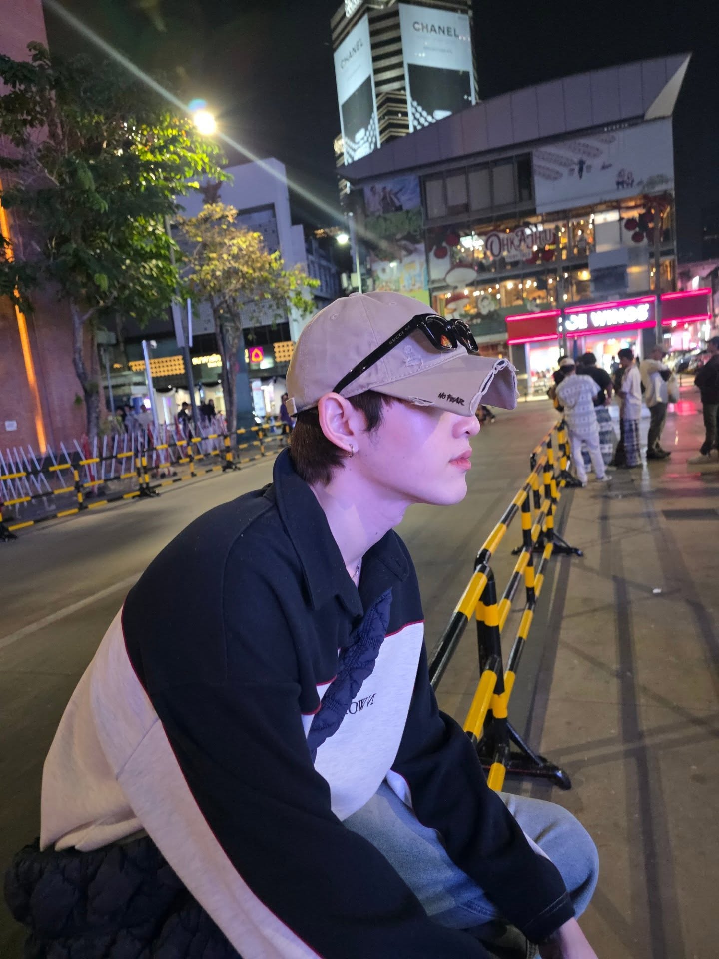 กาด พลอยสุภา