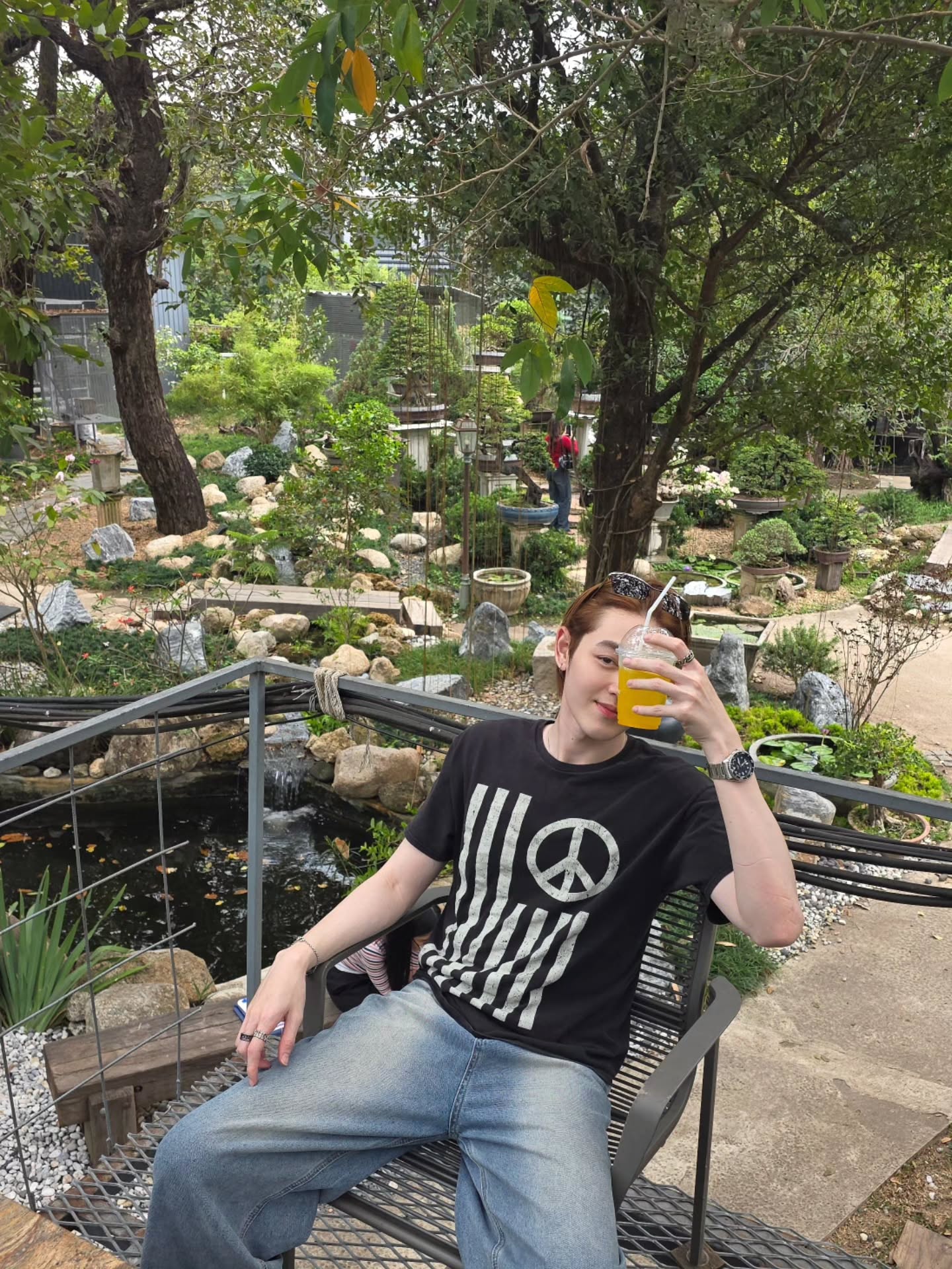 กาด พลอยสุภา