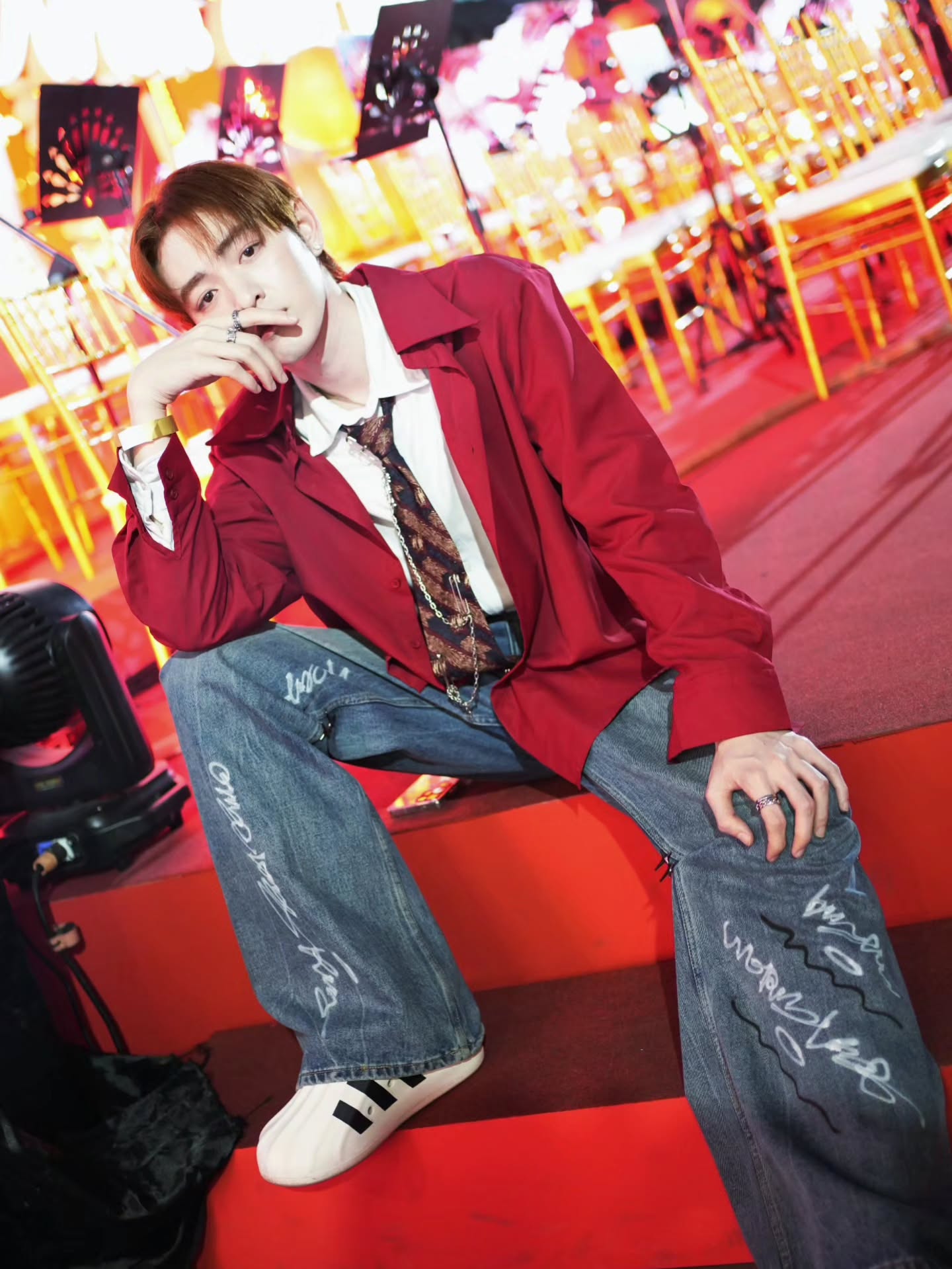 กาด พลอยสุภา