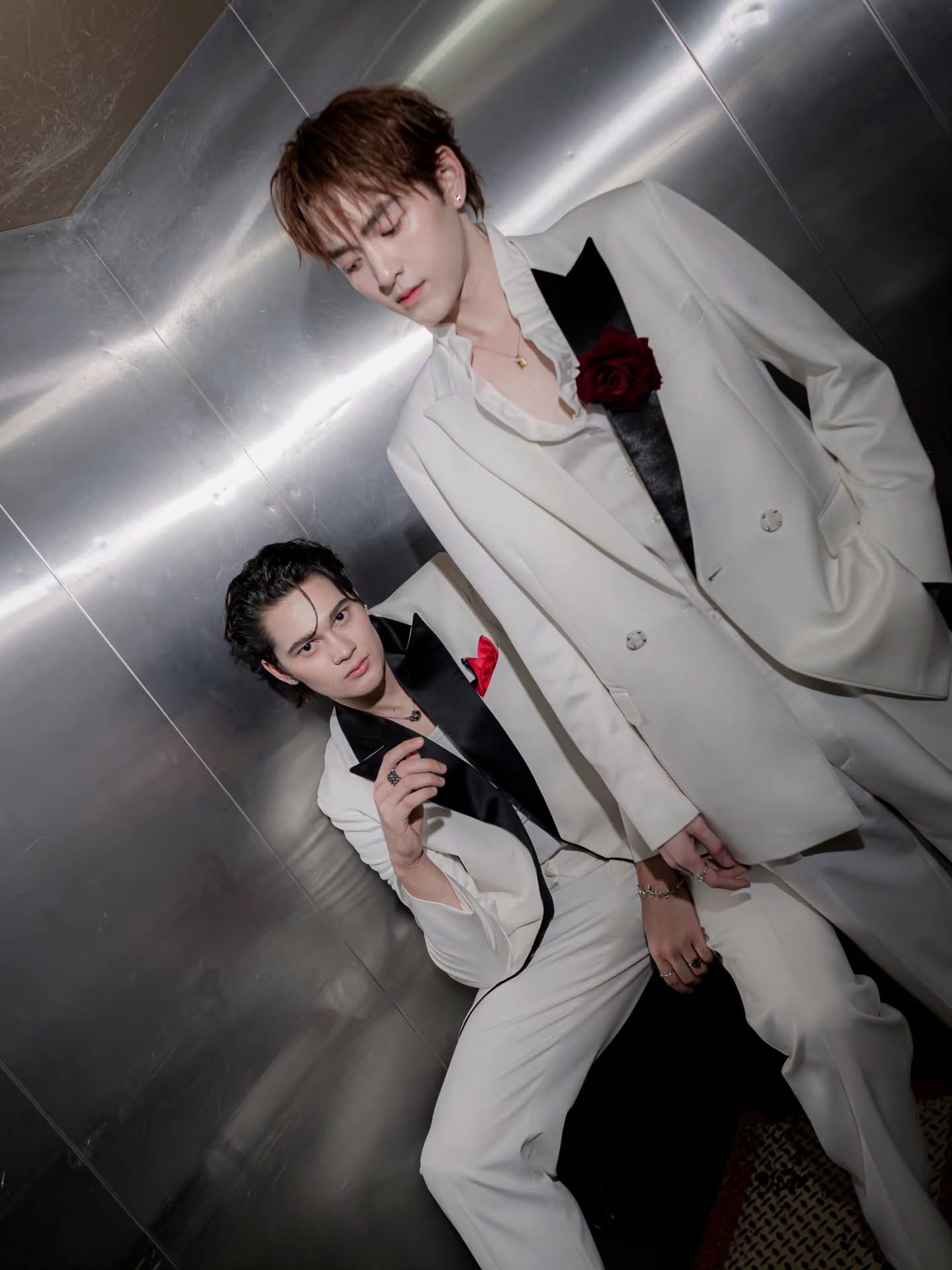 กาด พลอยสุภา