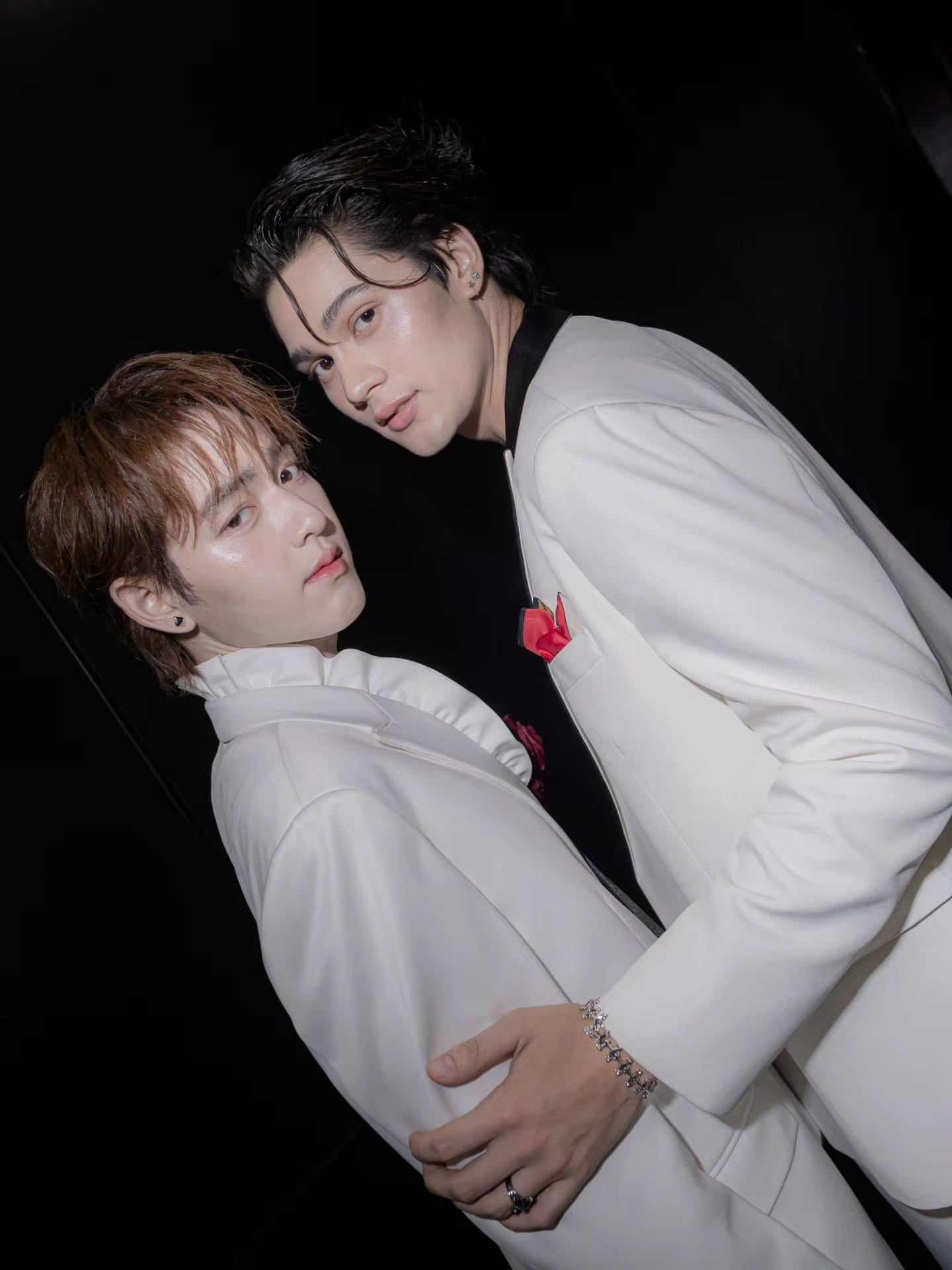 กาด พลอยสุภา