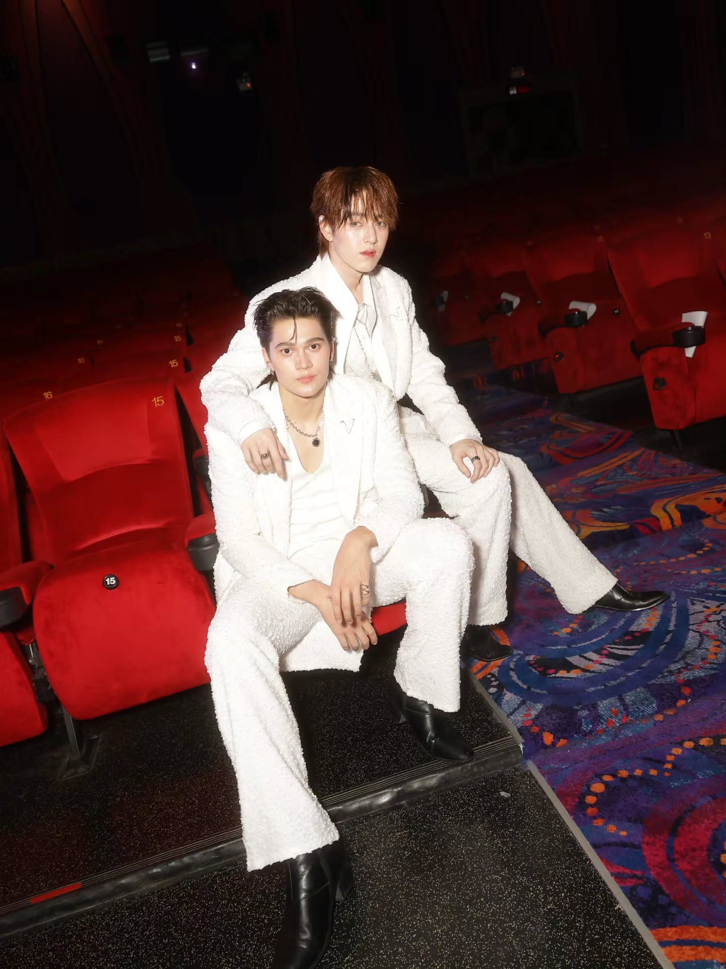 กาด พลอยสุภา