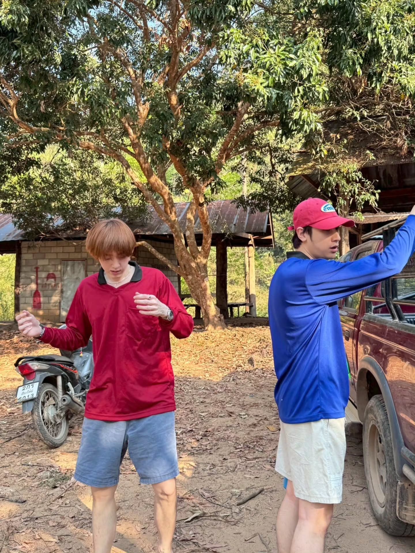 กาด พลอยสุภา