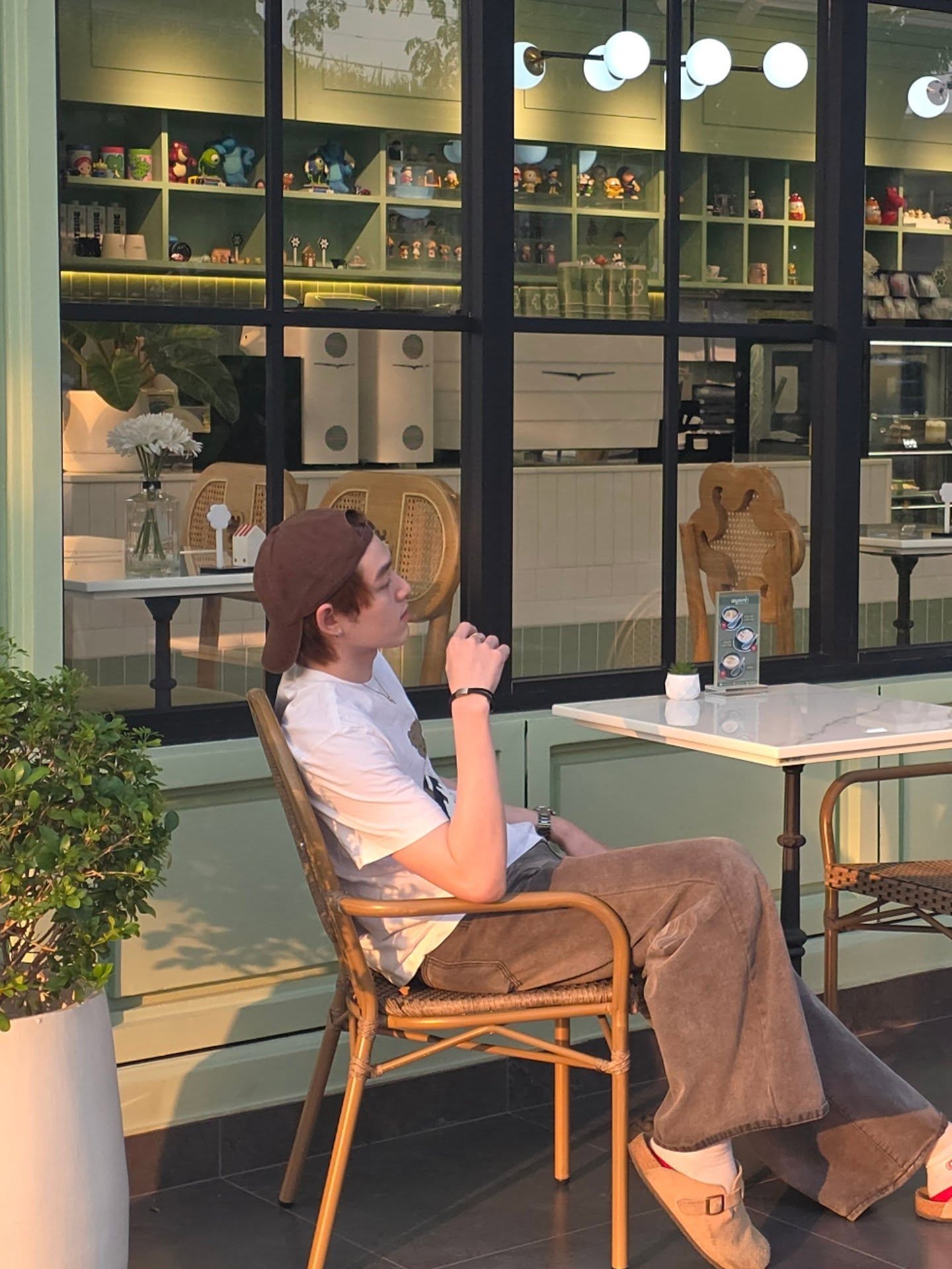 กาด พลอยสุภา