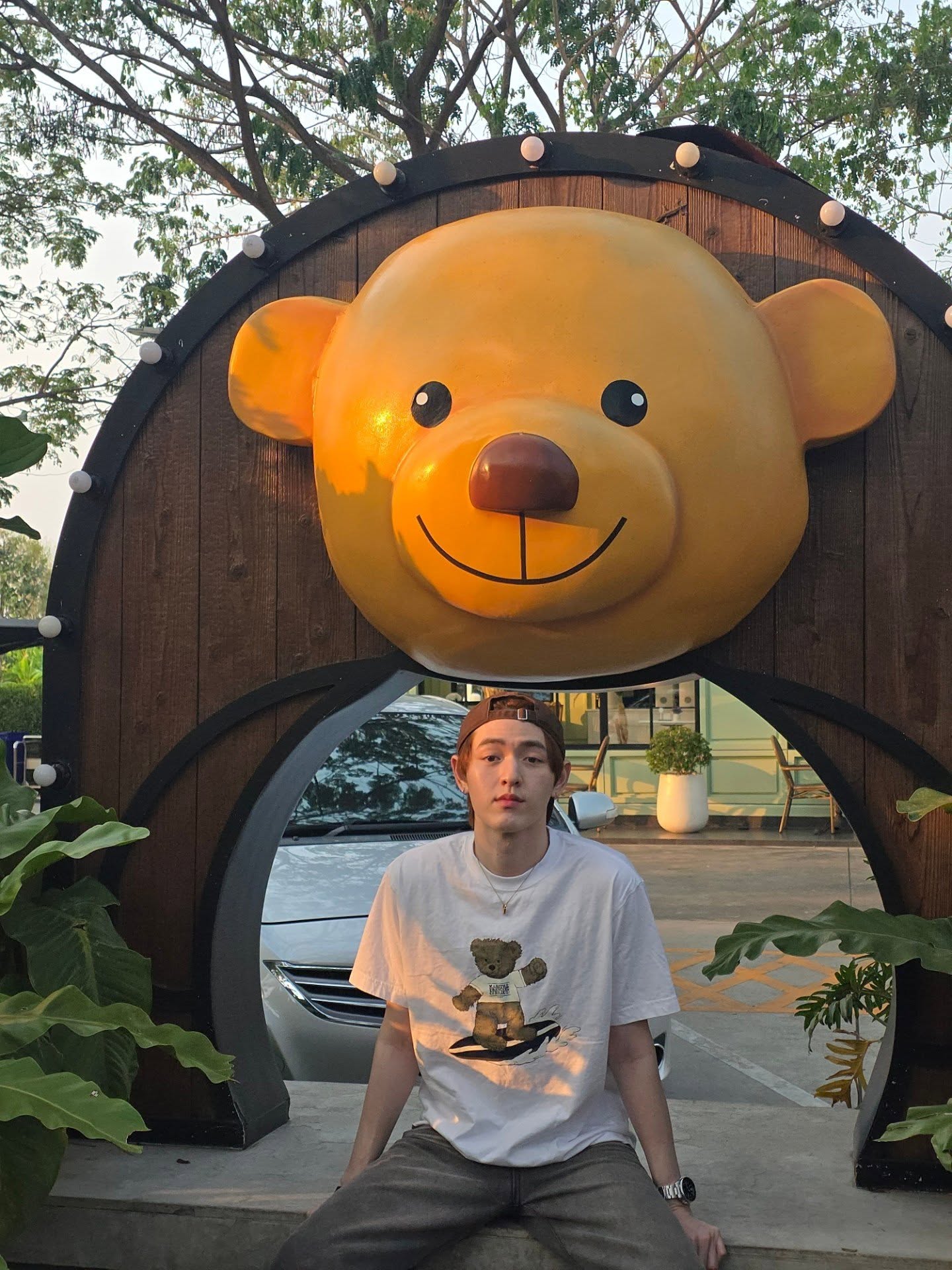 กาด พลอยสุภา