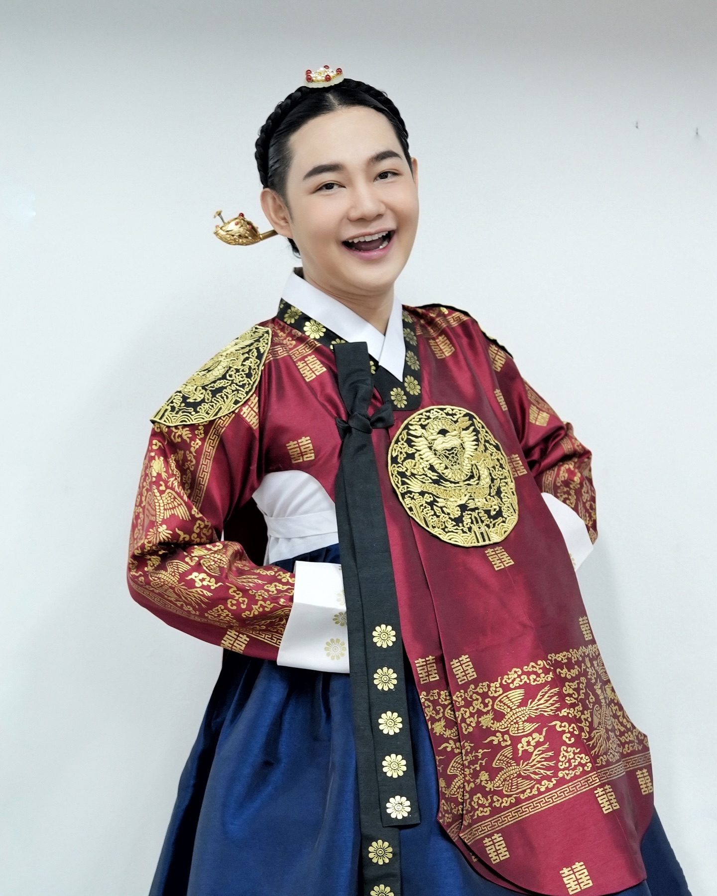 นุ้ย - ธนวัฒน์ ประสิทธิสมพร