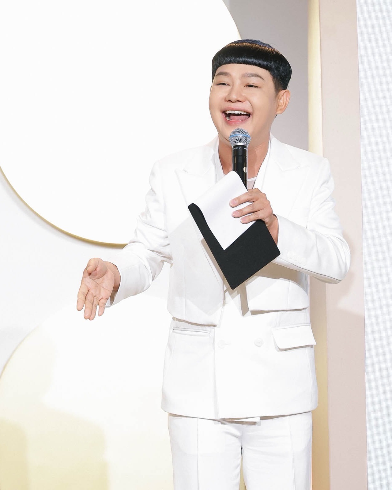 นุ้ย - ธนวัฒน์ ประสิทธิสมพร