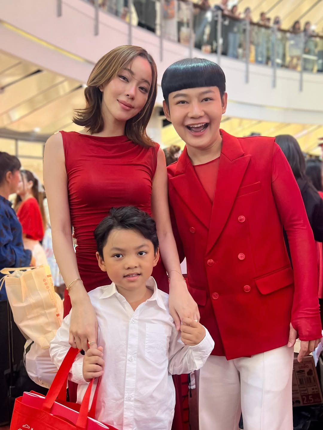 นุ้ย - ธนวัฒน์ ประสิทธิสมพร