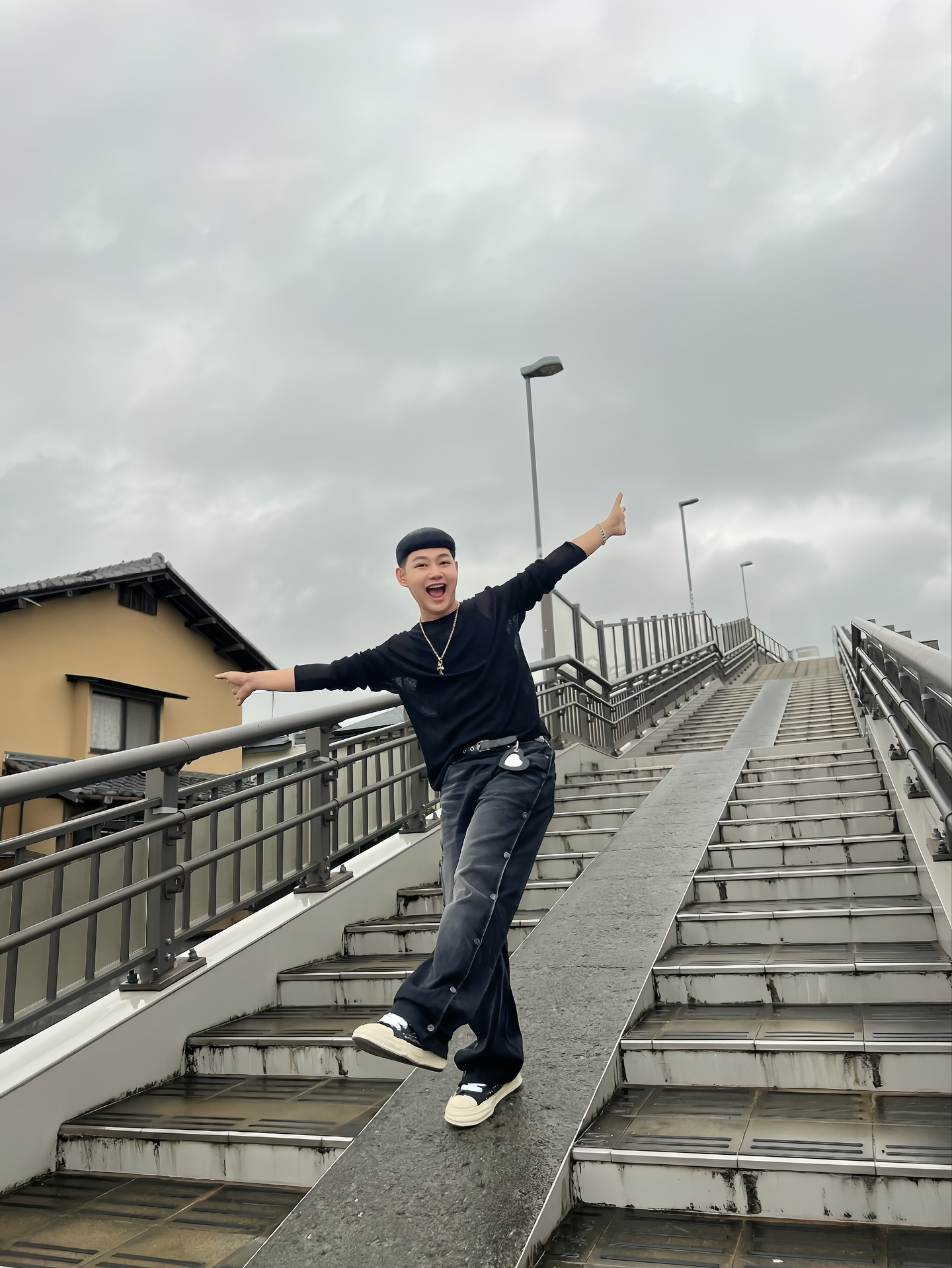 นุ้ย - ธนวัฒน์ ประสิทธิสมพร