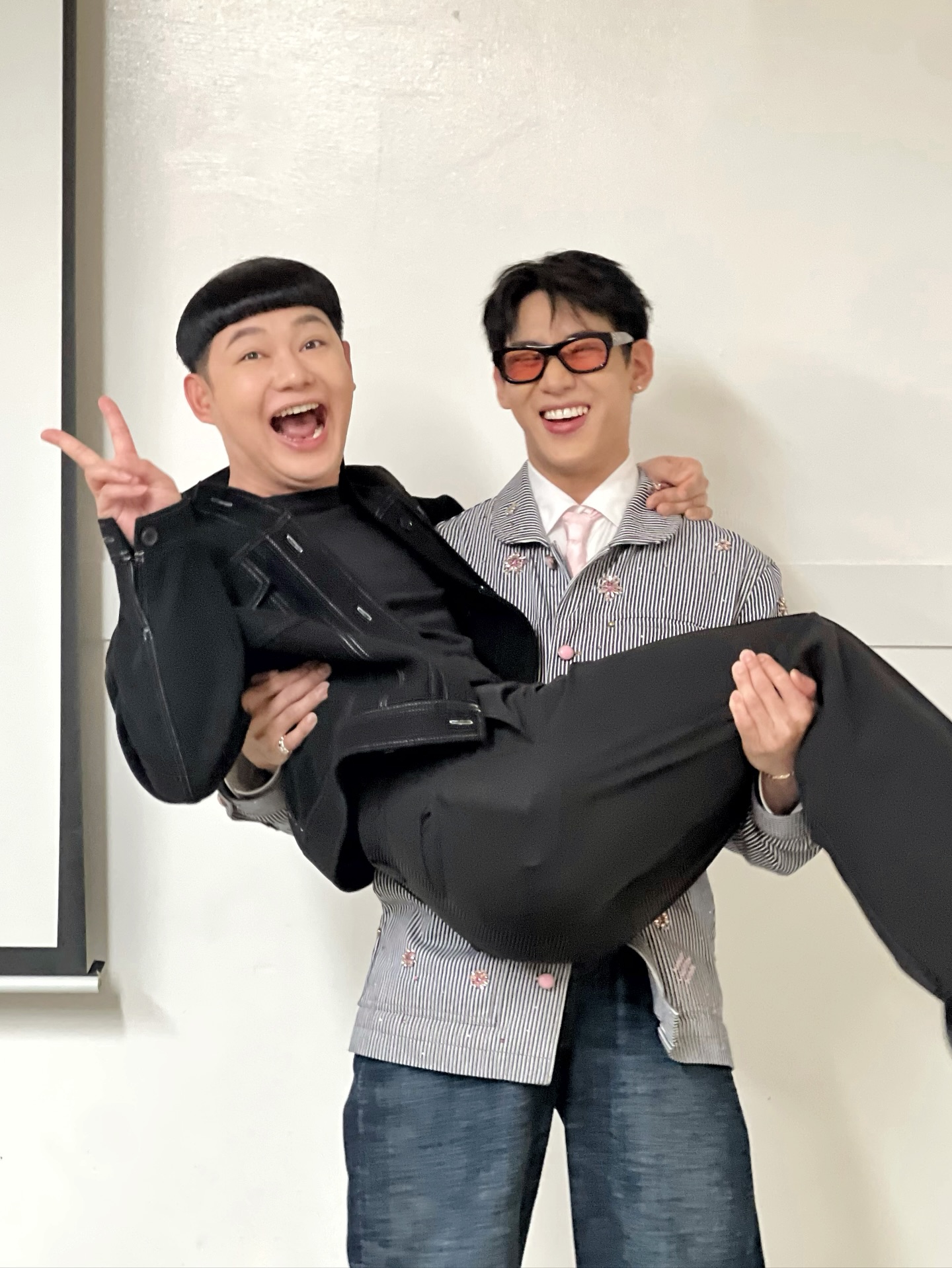 นุ้ย - ธนวัฒน์ ประสิทธิสมพร