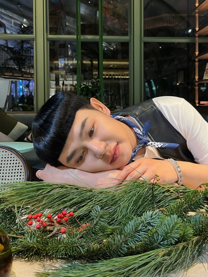 นุ้ย - ธนวัฒน์ ประสิทธิสมพร