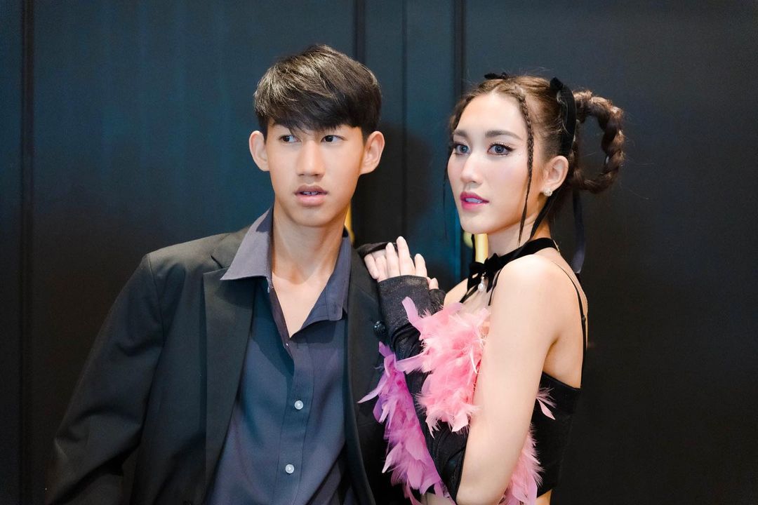 เบส - รักษ์วนีย์ คำสิงห์