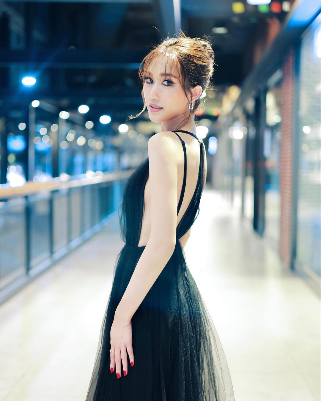 เบส - รักษ์วนีย์ คำสิงห์