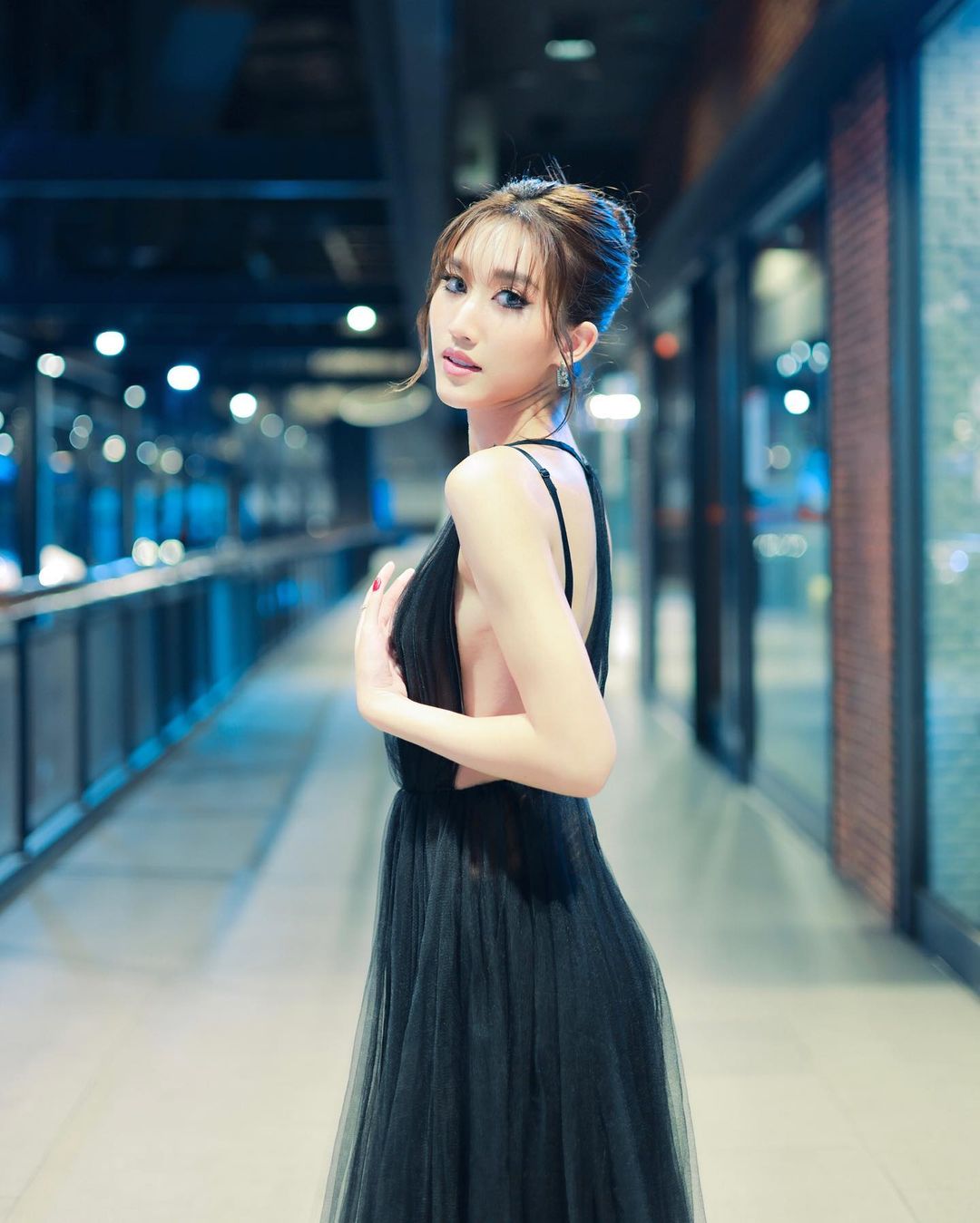 เบส - รักษ์วนีย์ คำสิงห์