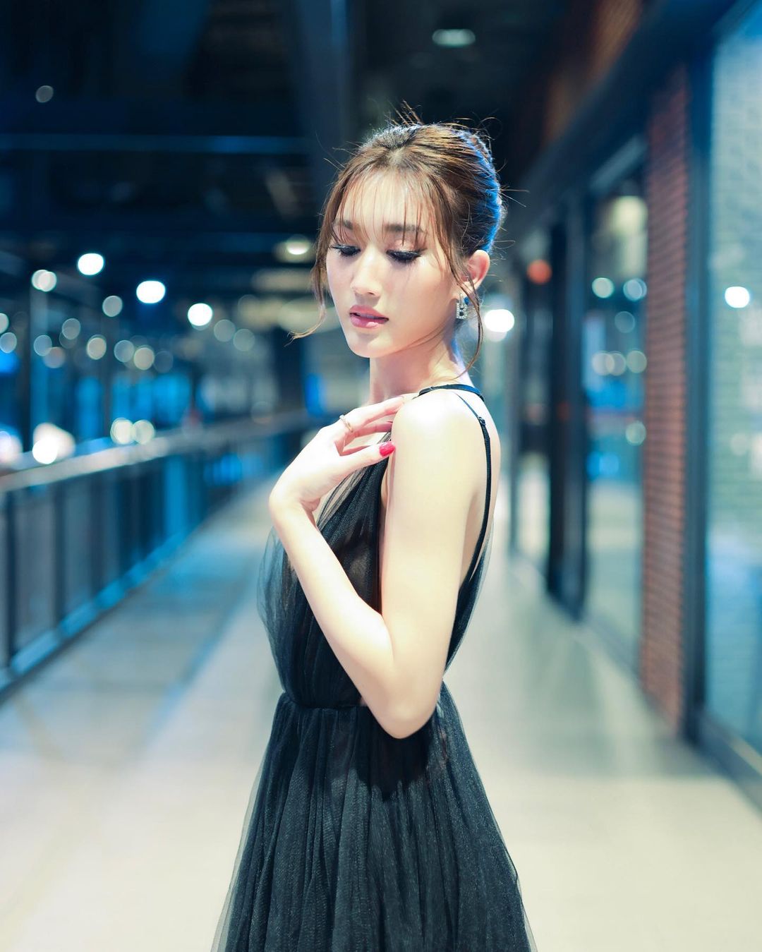 เบส - รักษ์วนีย์ คำสิงห์
