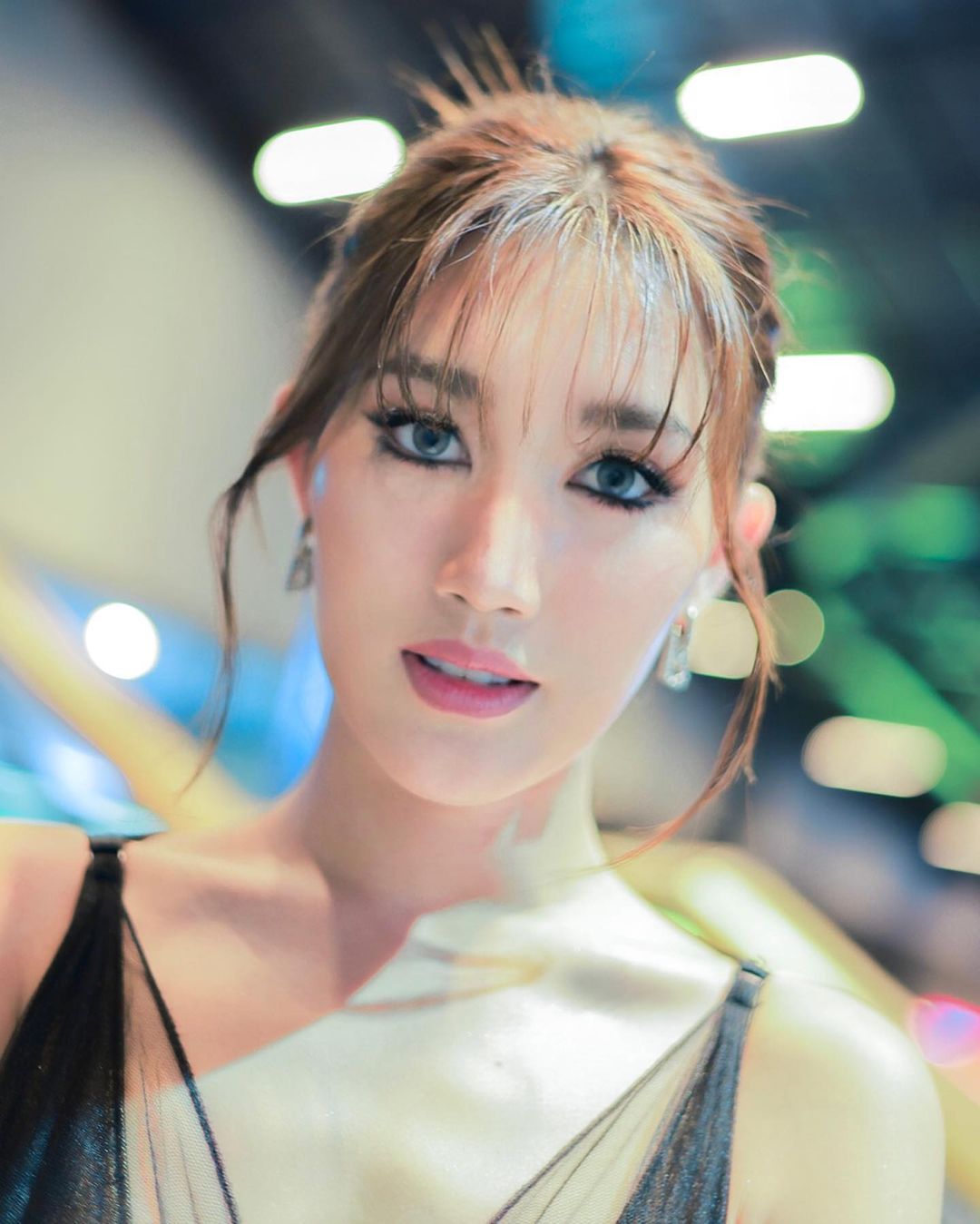 เบส - รักษ์วนีย์ คำสิงห์