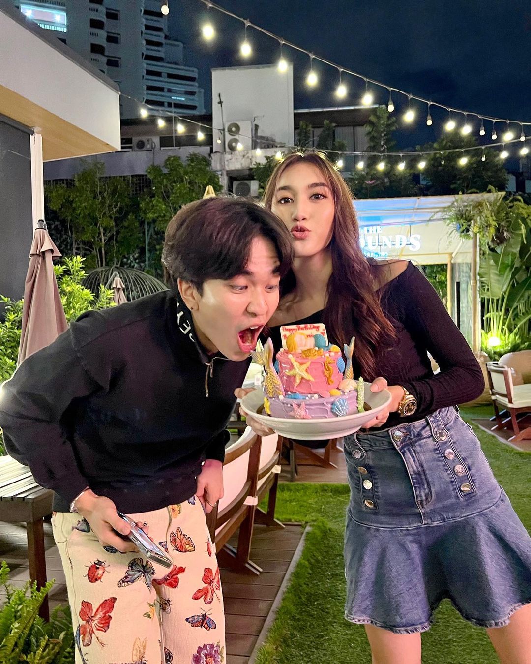 เบส - รักษ์วนีย์ คำสิงห์