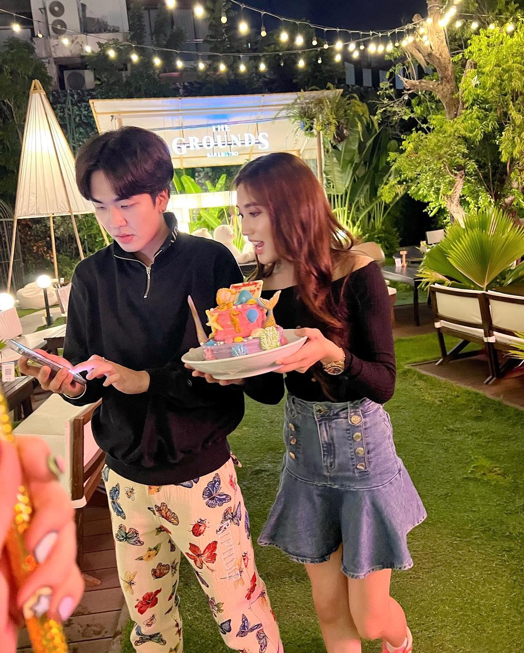 เบส - รักษ์วนีย์ คำสิงห์