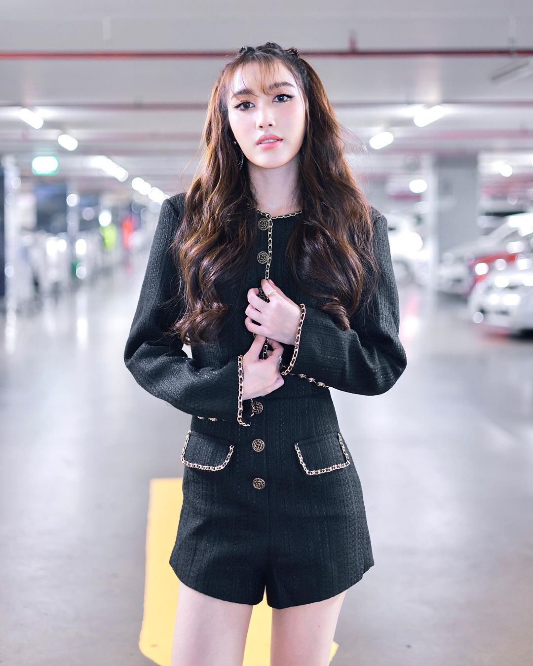 เบส - รักษ์วนีย์ คำสิงห์