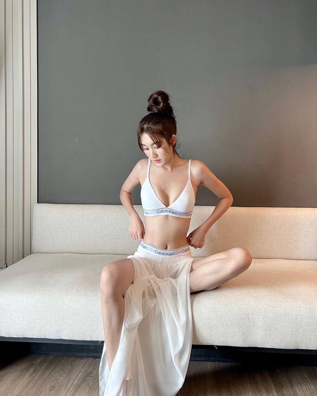 เบส - รักษ์วนีย์ คำสิงห์
