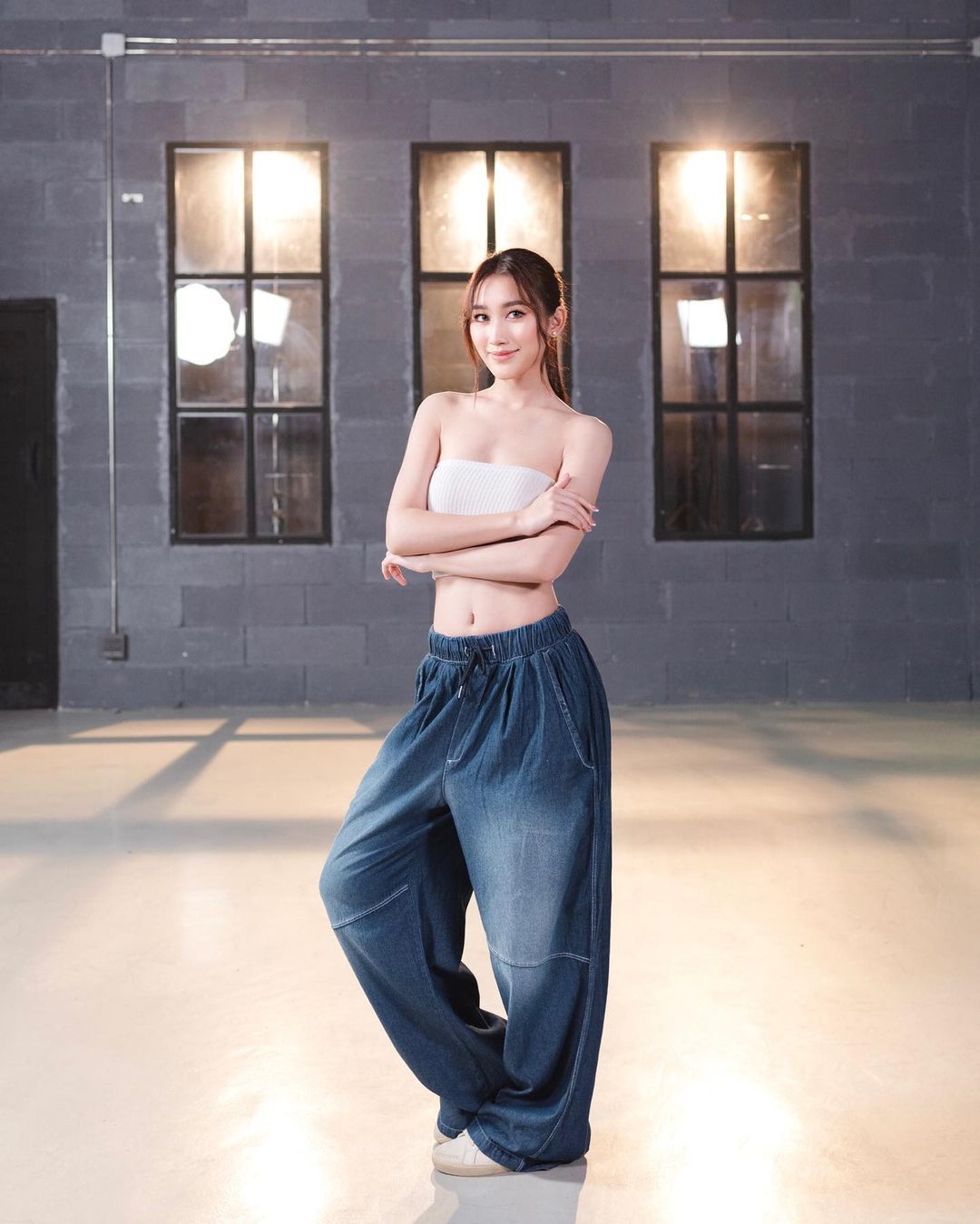 เบส - รักษ์วนีย์ คำสิงห์