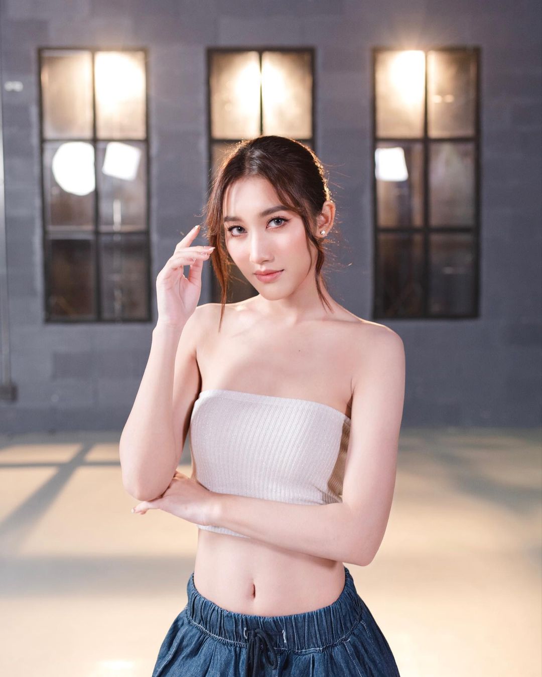 เบส - รักษ์วนีย์ คำสิงห์