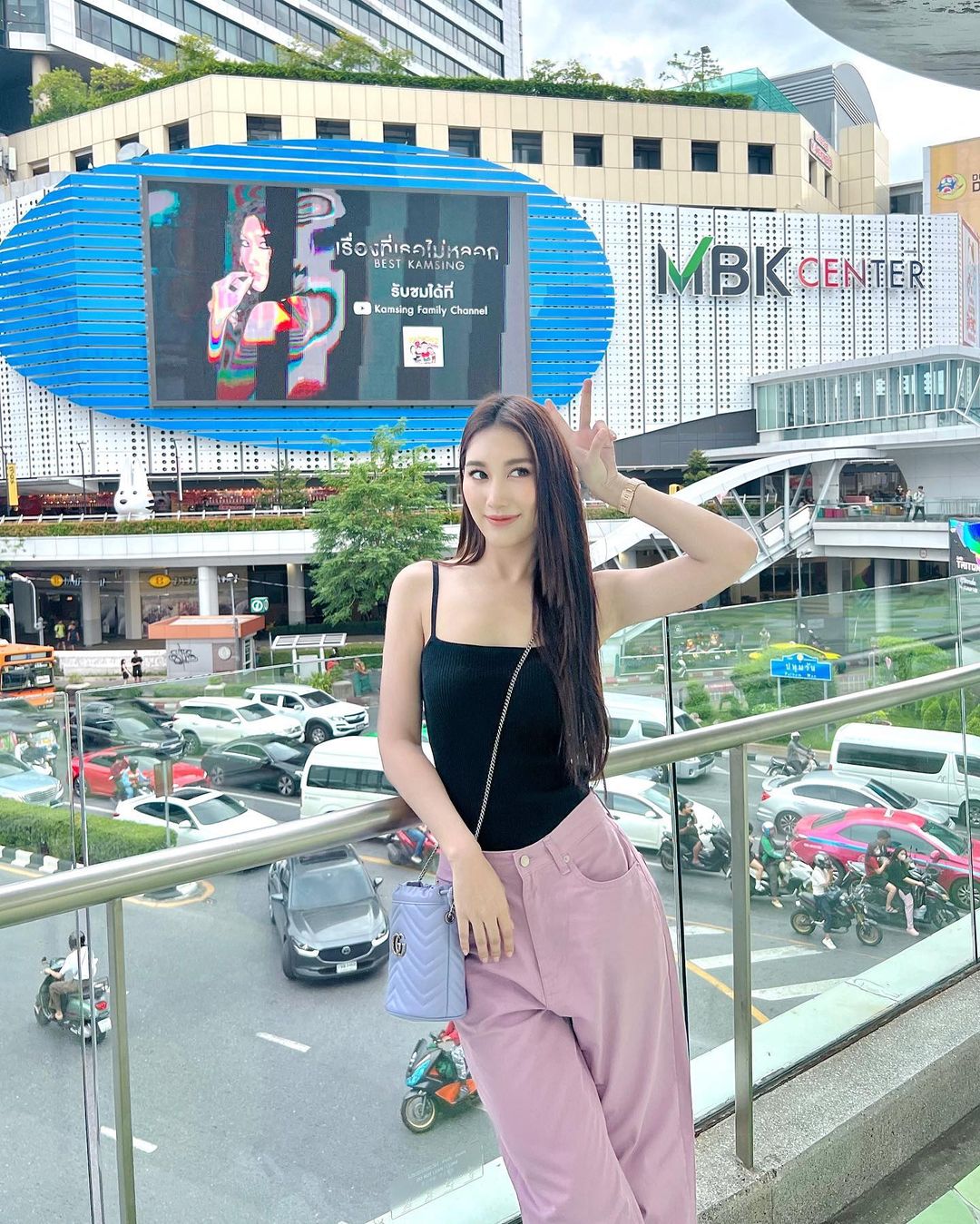 เบส - รักษ์วนีย์ คำสิงห์