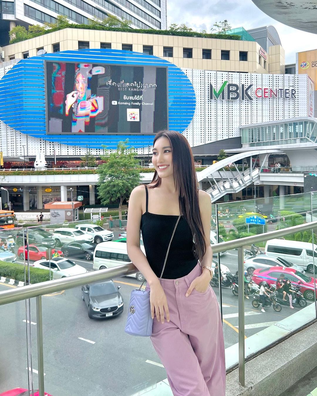 เบส - รักษ์วนีย์ คำสิงห์