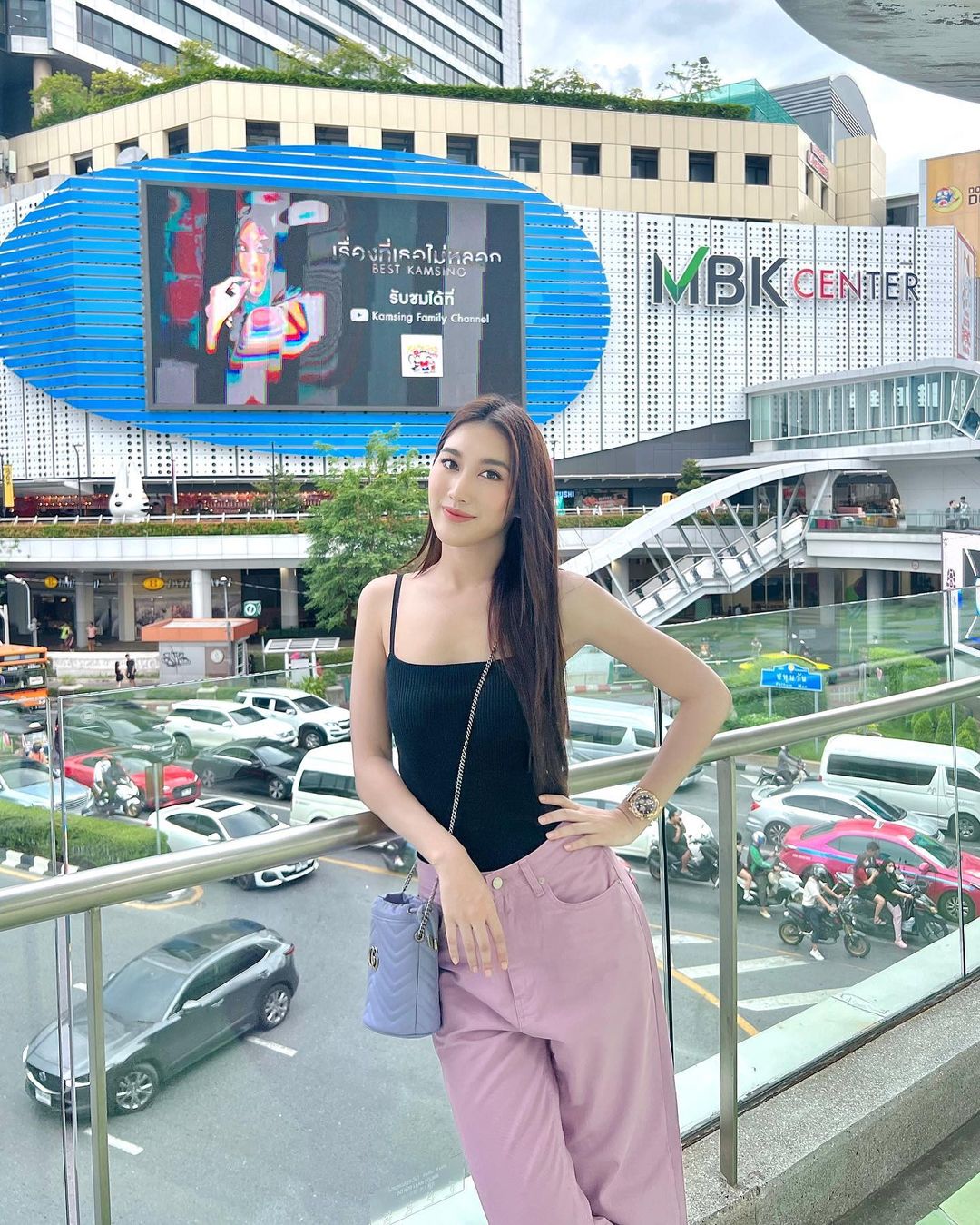 เบส - รักษ์วนีย์ คำสิงห์