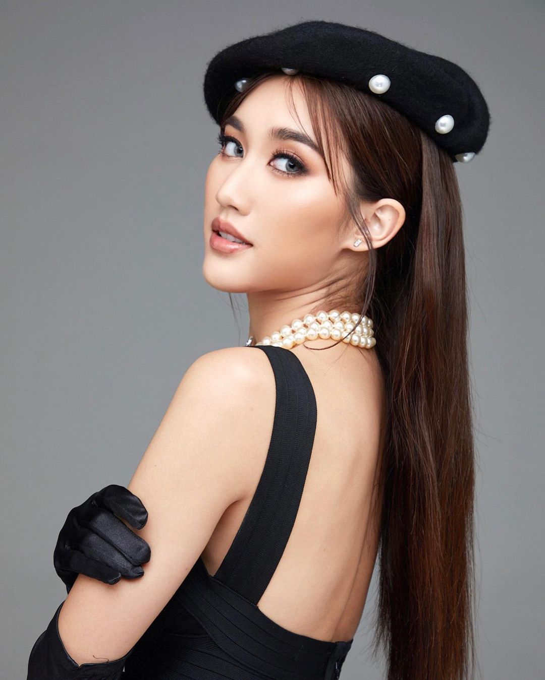 เบส - รักษ์วนีย์ คำสิงห์