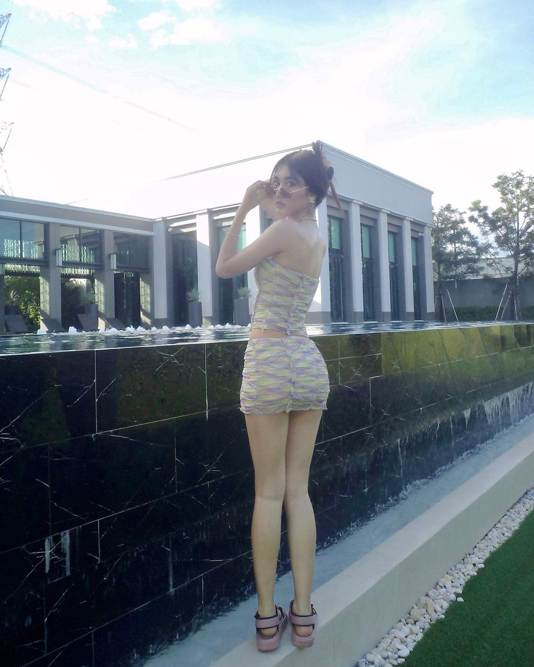 เบส - รักษ์วนีย์ คำสิงห์