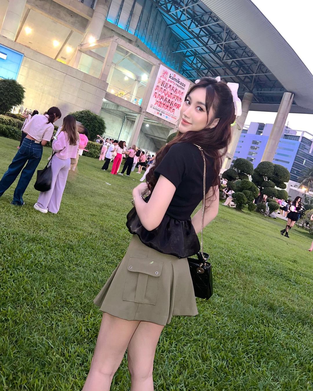 เบส - รักษ์วนีย์ คำสิงห์