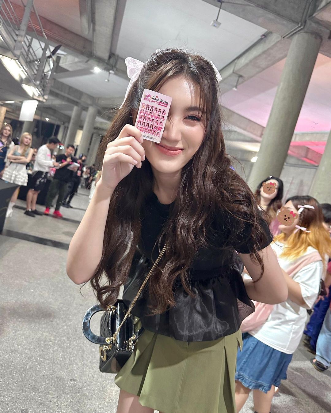เบส - รักษ์วนีย์ คำสิงห์