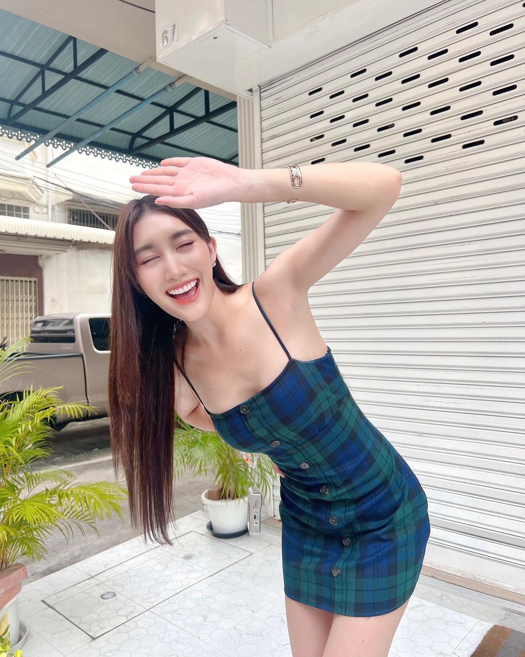 เบส - รักษ์วนีย์ คำสิงห์