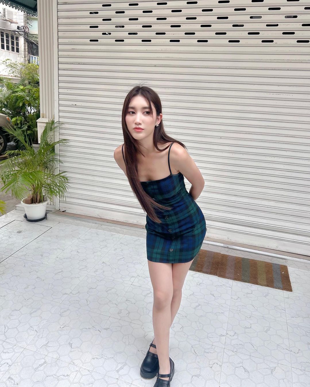 เบส - รักษ์วนีย์ คำสิงห์