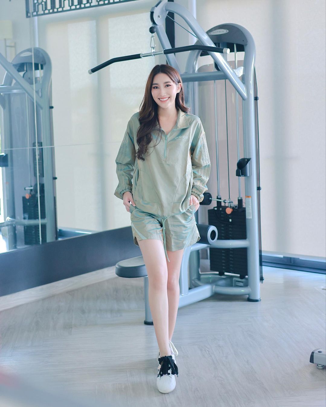 เบส - รักษ์วนีย์ คำสิงห์