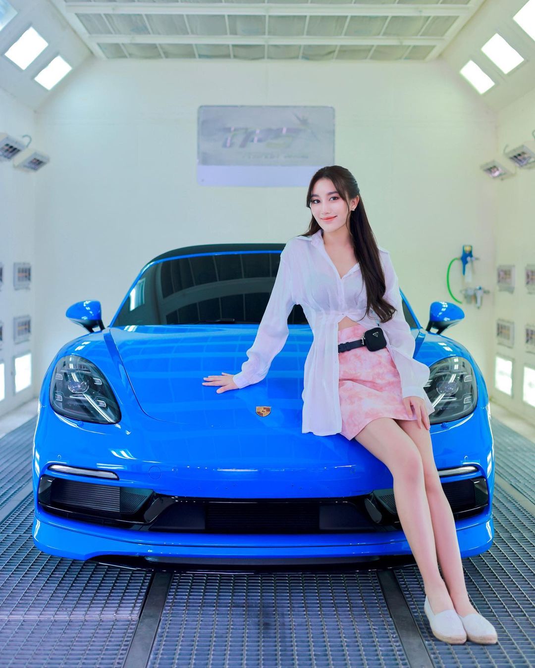 เบส - รักษ์วนีย์ คำสิงห์