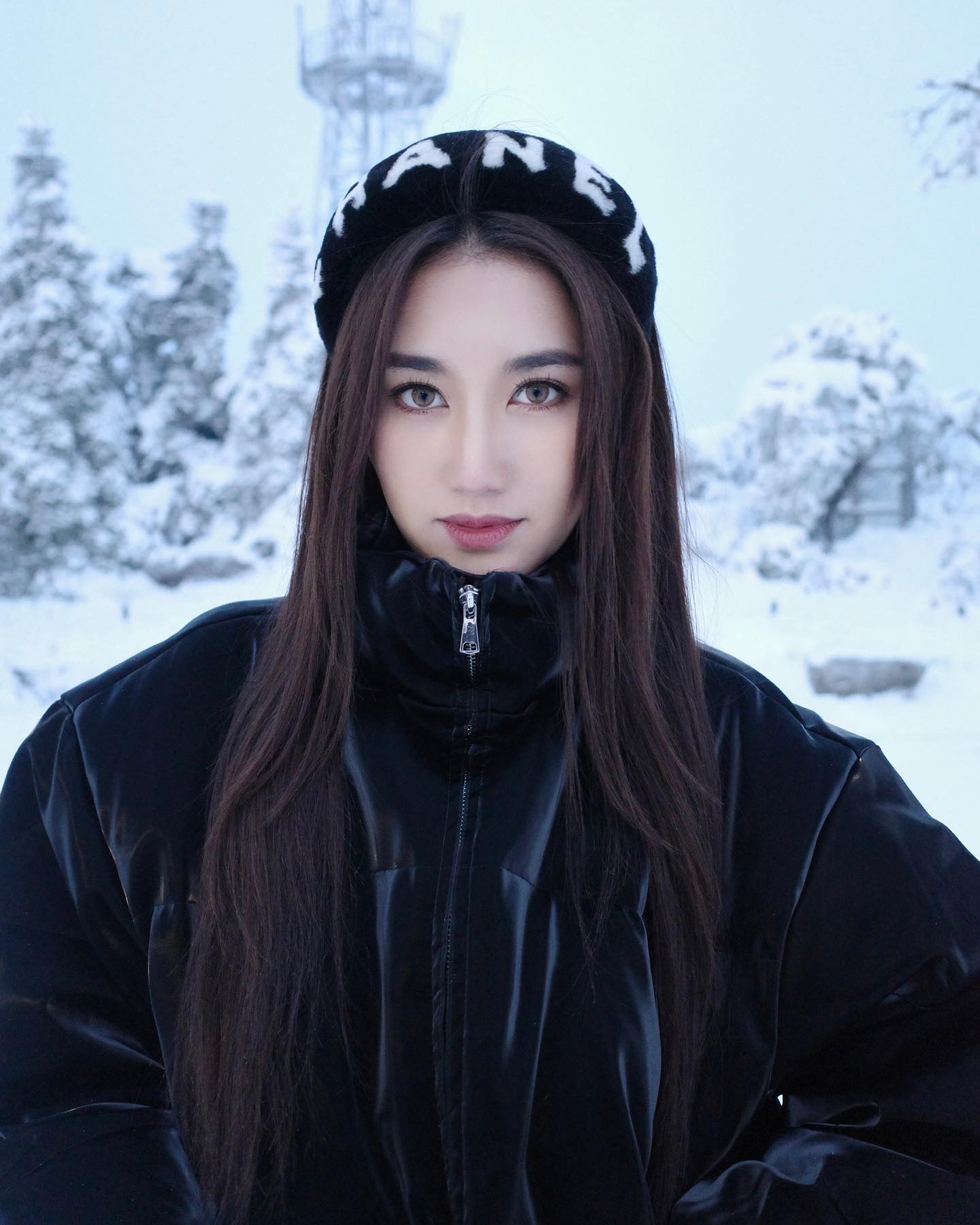 เบส - รักษ์วนีย์ คำสิงห์