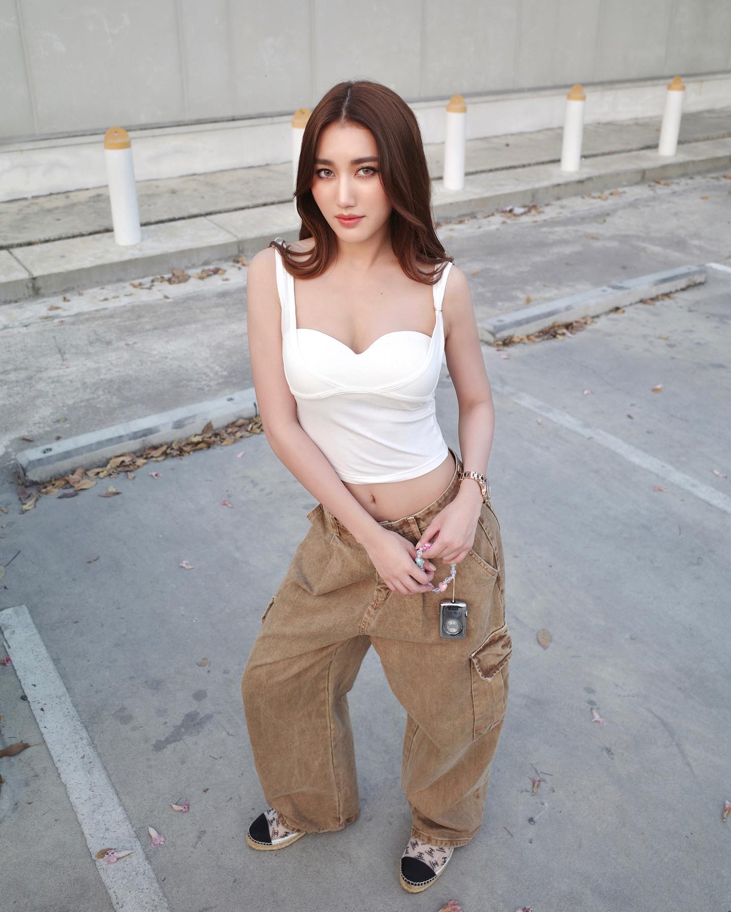 เบส - รักษ์วนีย์ คำสิงห์