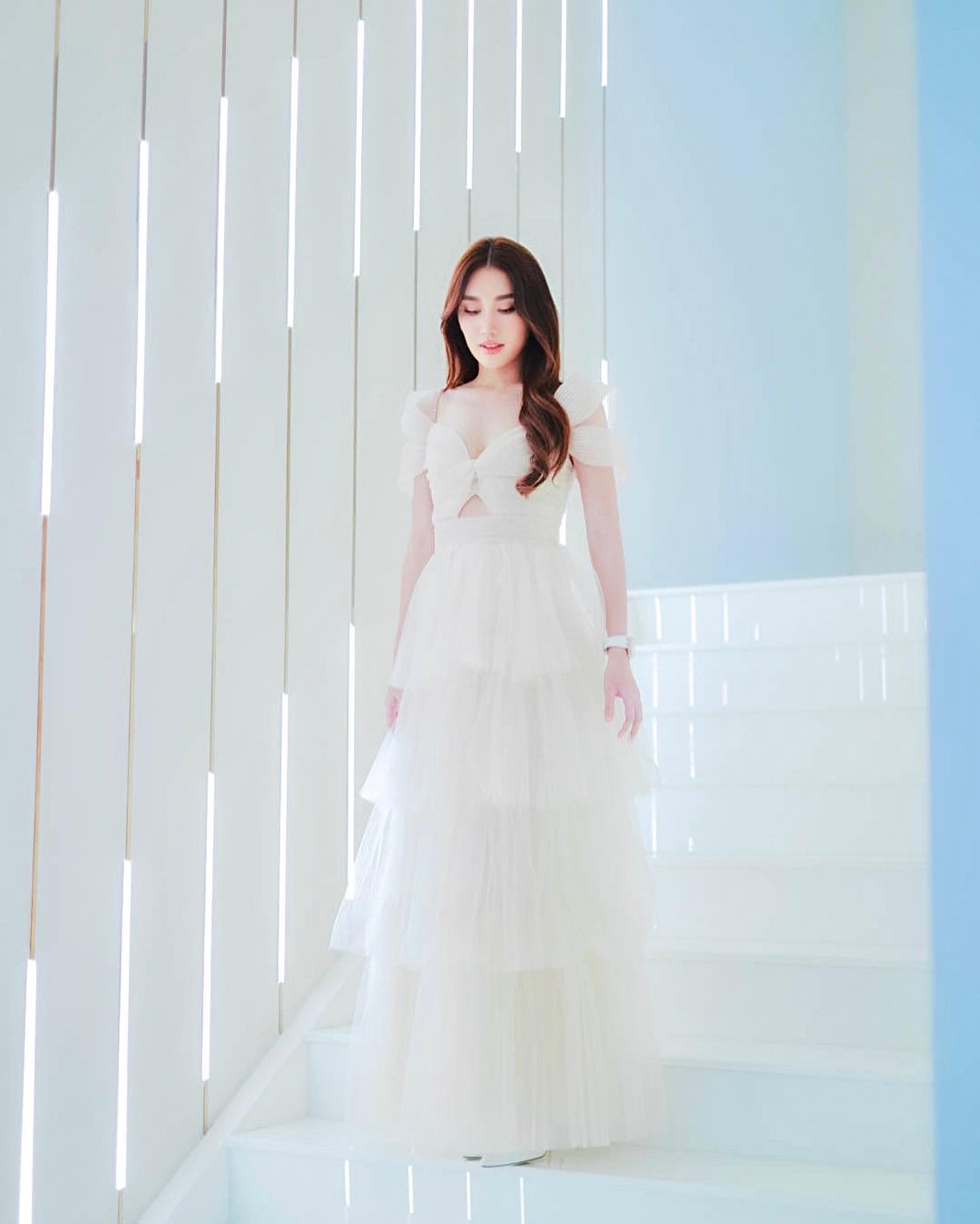 เบส - รักษ์วนีย์ คำสิงห์