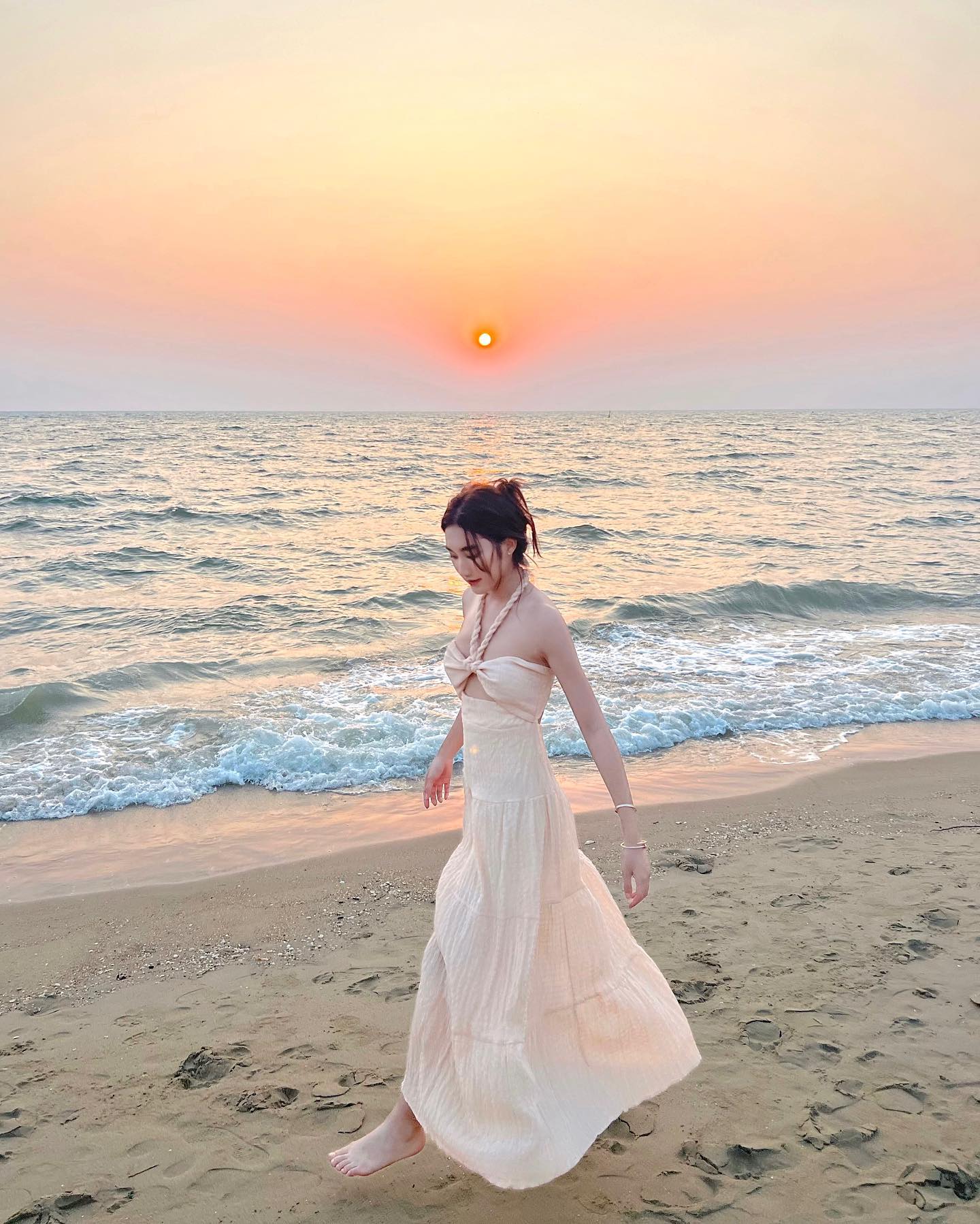 เบส - รักษ์วนีย์ คำสิงห์