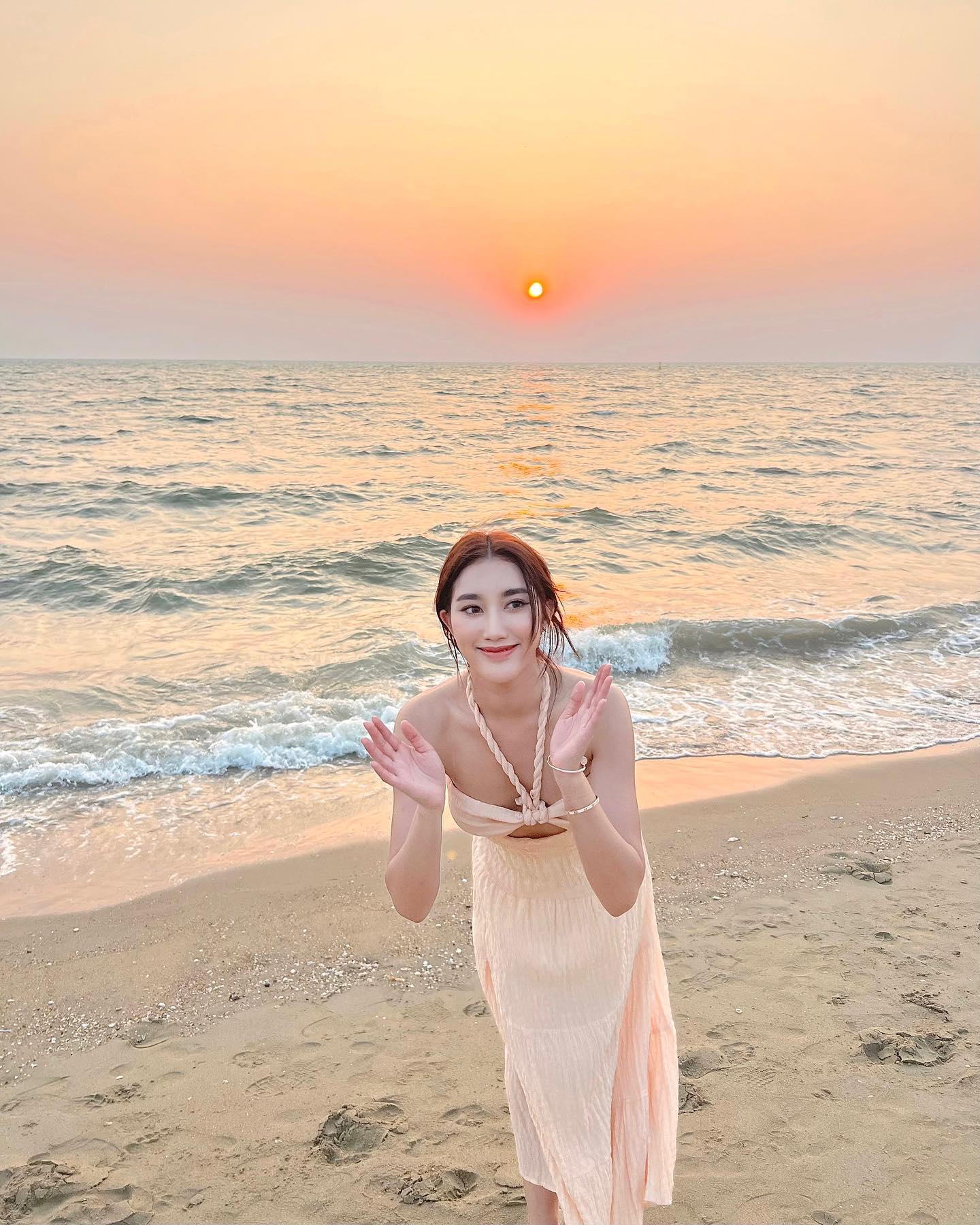 เบส - รักษ์วนีย์ คำสิงห์