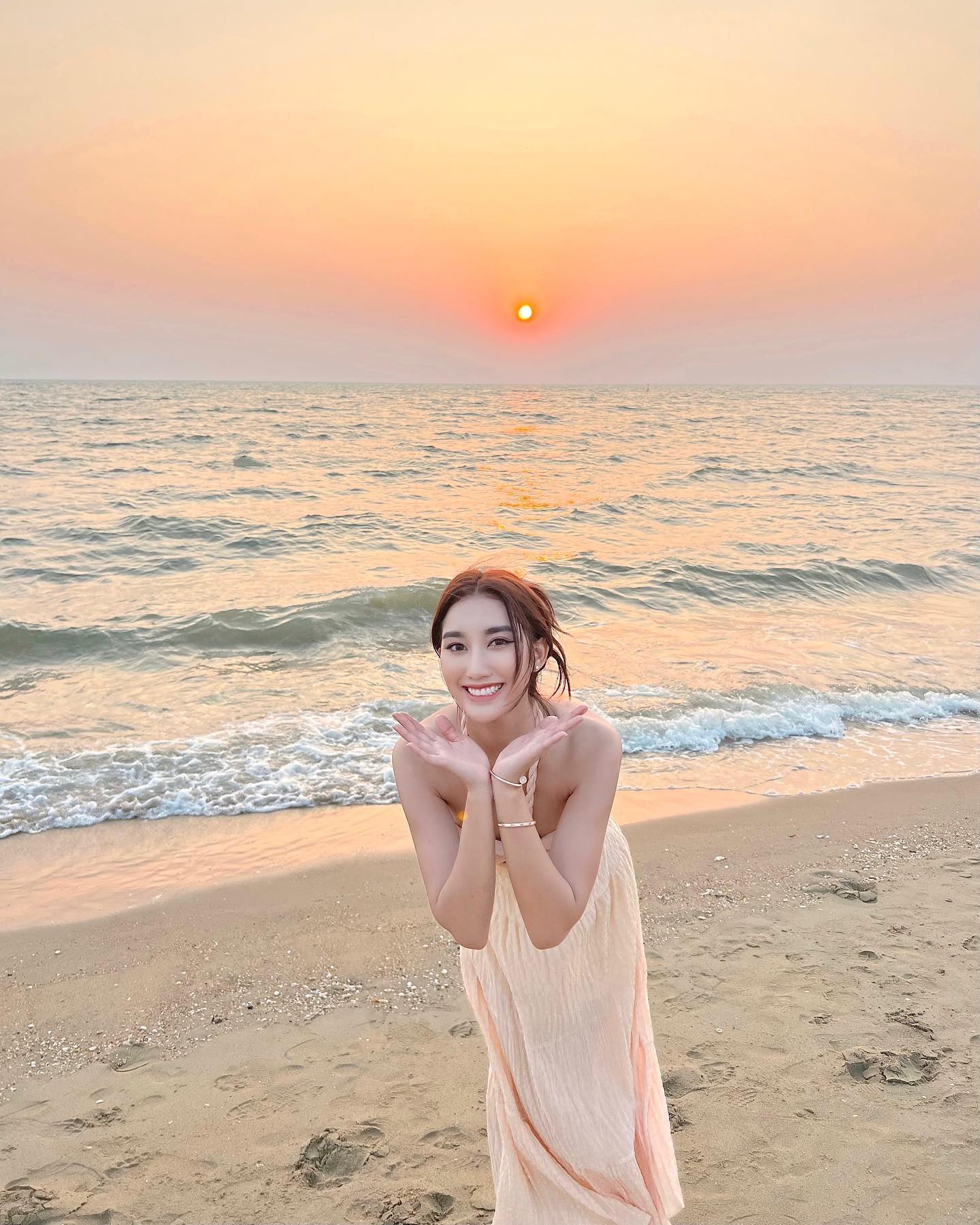 เบส - รักษ์วนีย์ คำสิงห์