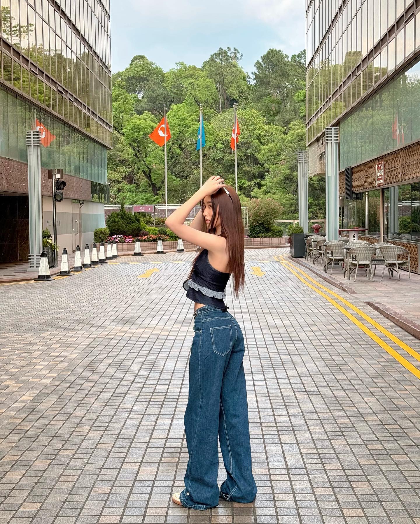 เบส - รักษ์วนีย์ คำสิงห์