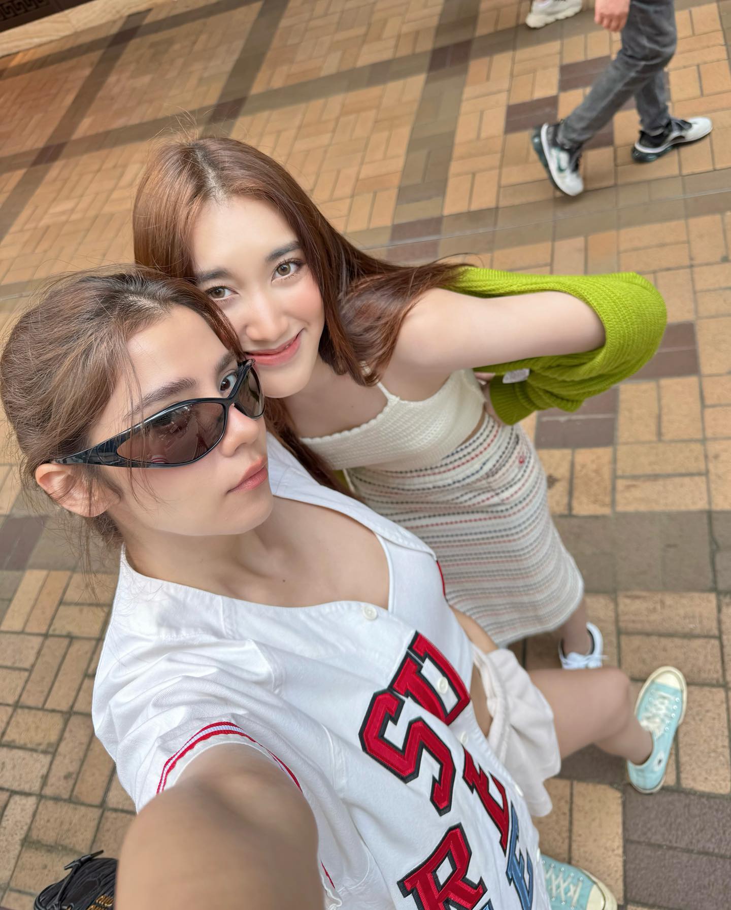 เบส - รักษ์วนีย์ คำสิงห์