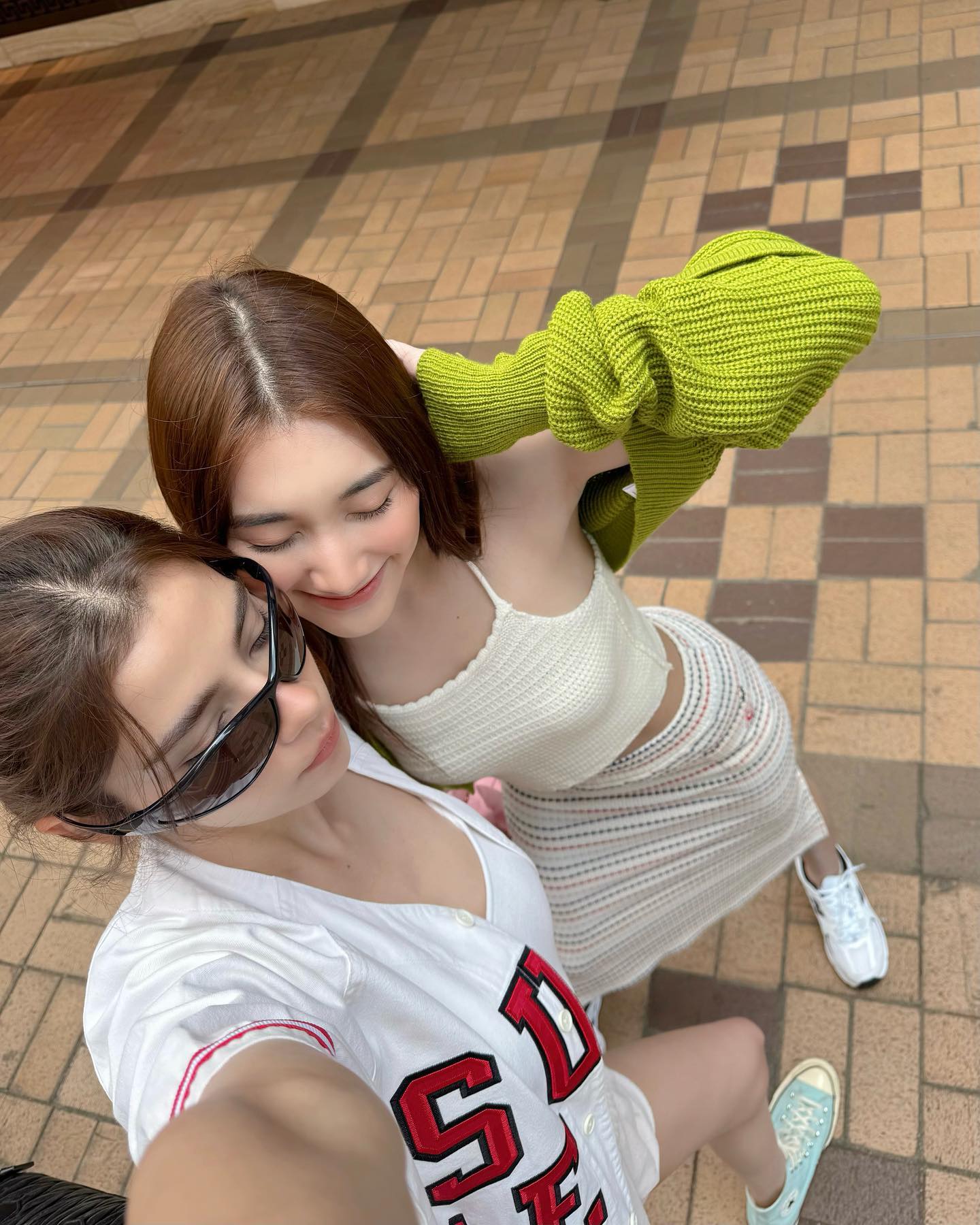 เบส - รักษ์วนีย์ คำสิงห์