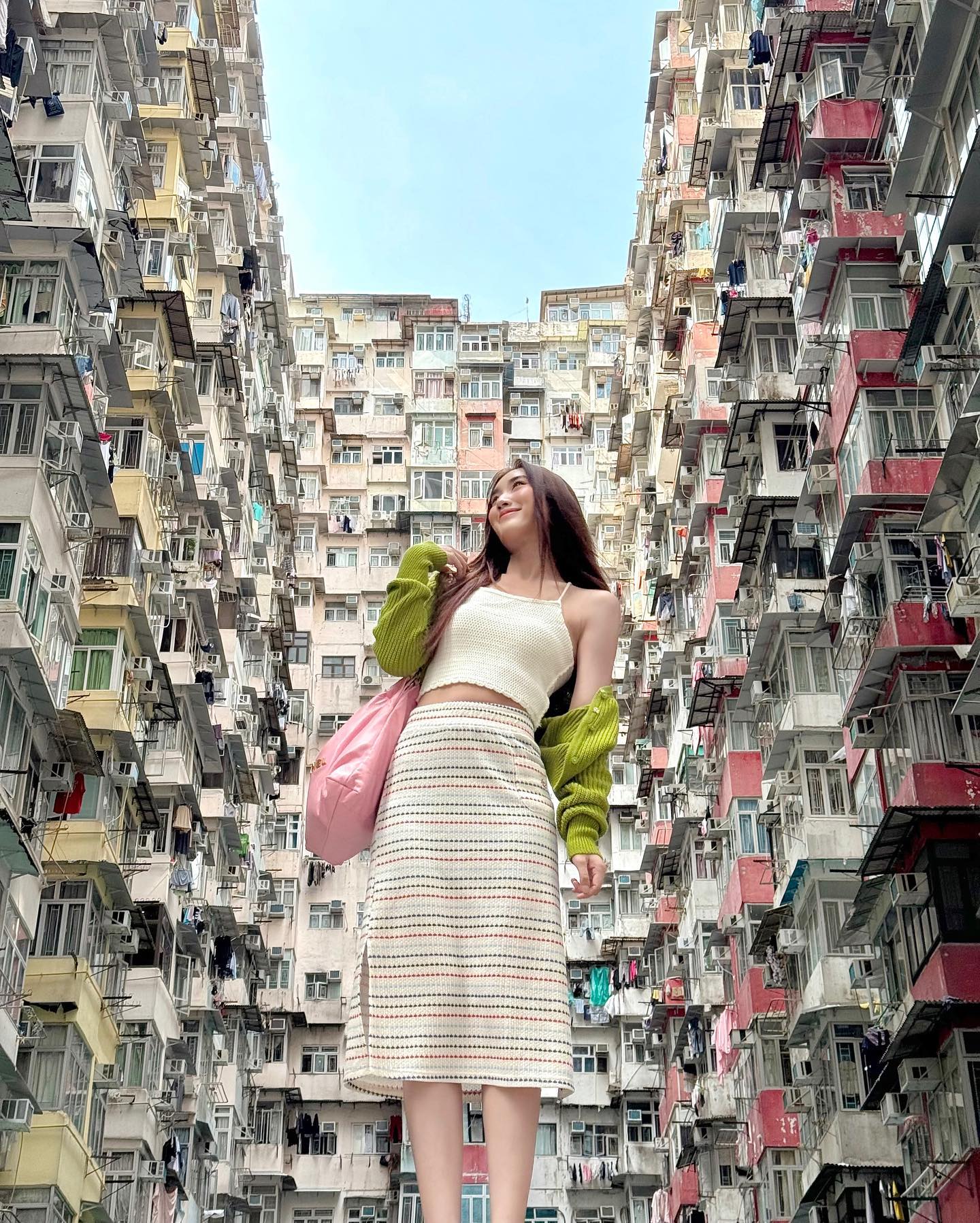 เบส - รักษ์วนีย์ คำสิงห์