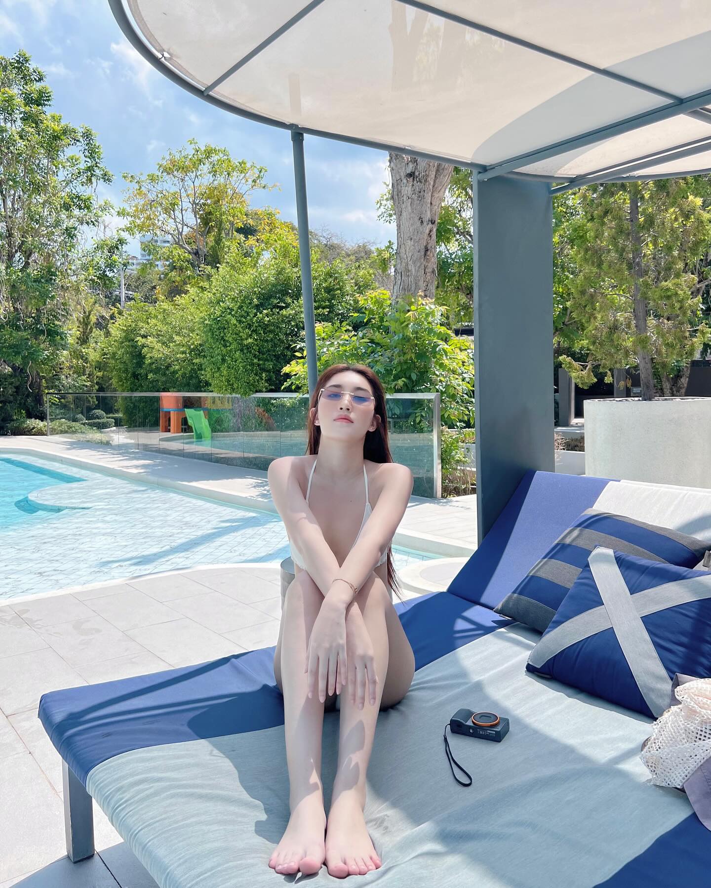 เบส - รักษ์วนีย์ คำสิงห์