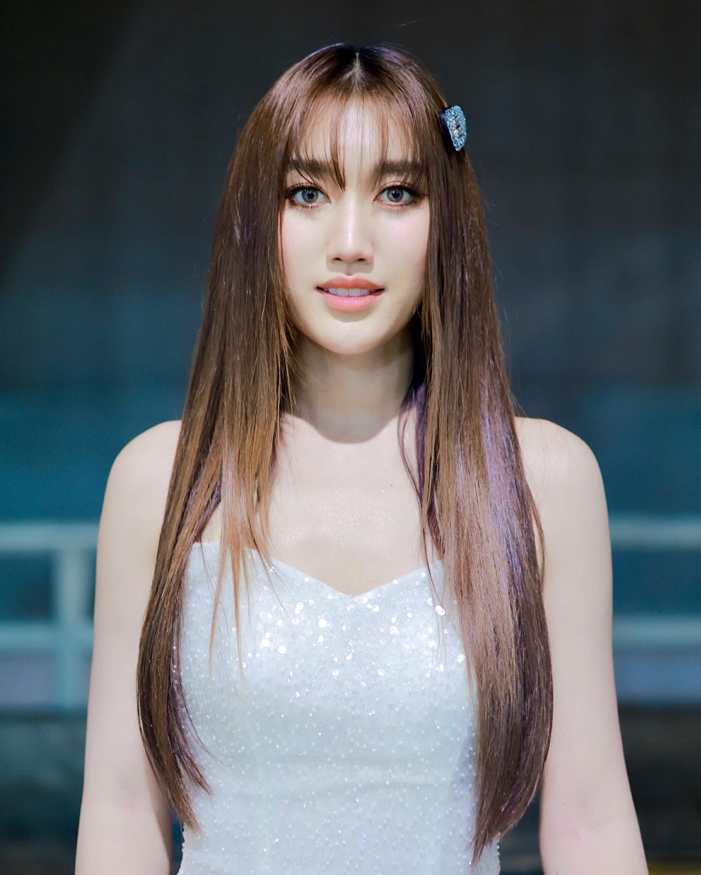 เบส - รักษ์วนีย์ คำสิงห์